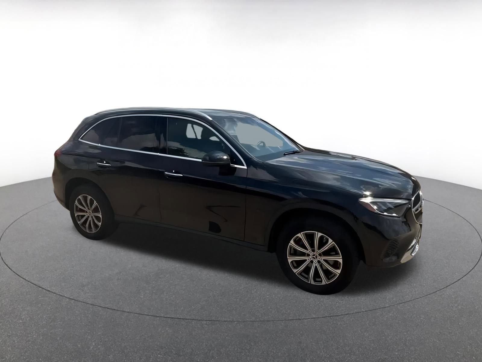 Thumbnail: 2024 Mercedes-Benz GLC - 1