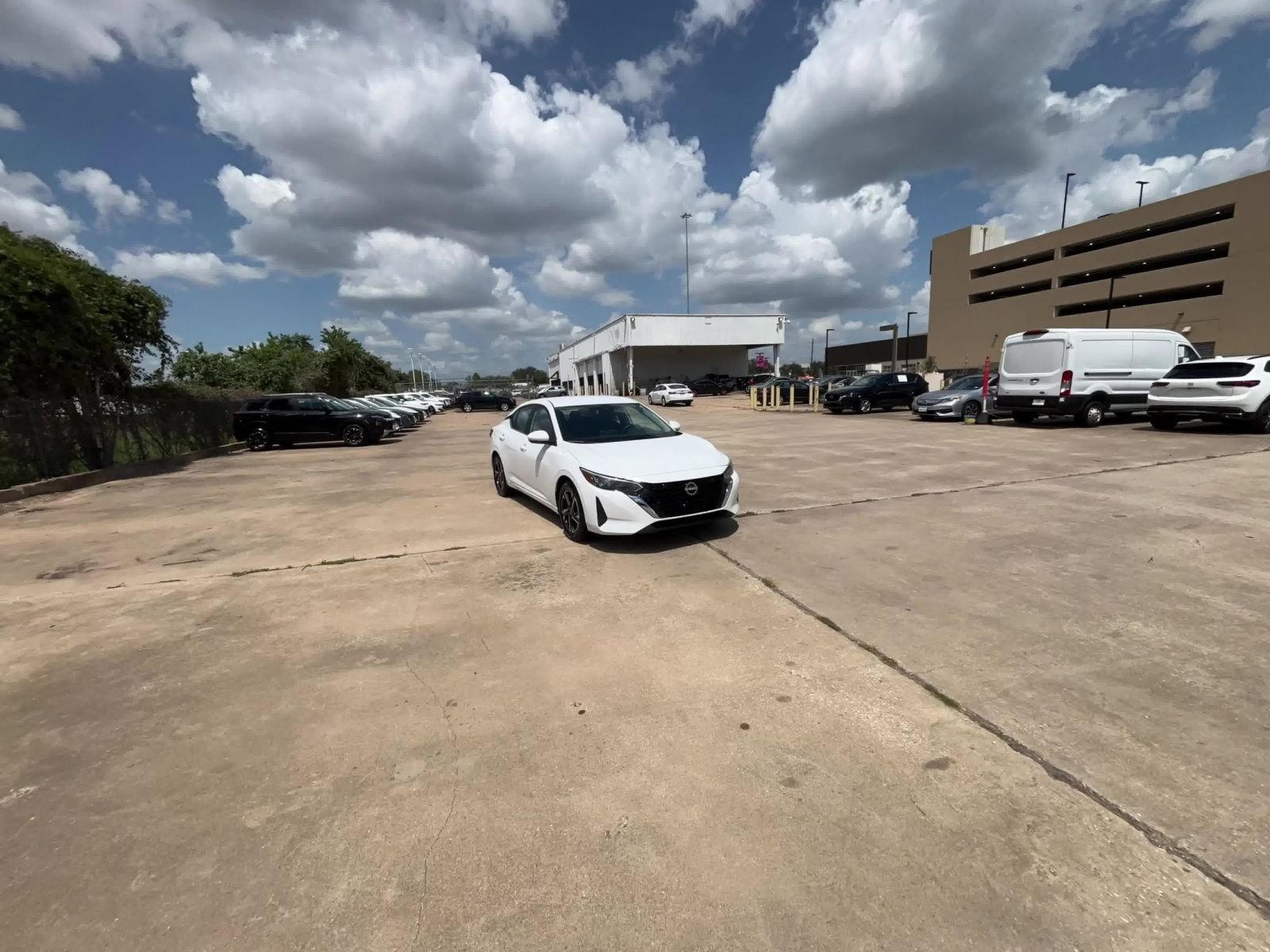 Thumbnail: 2024 Nissan Sentra - 16