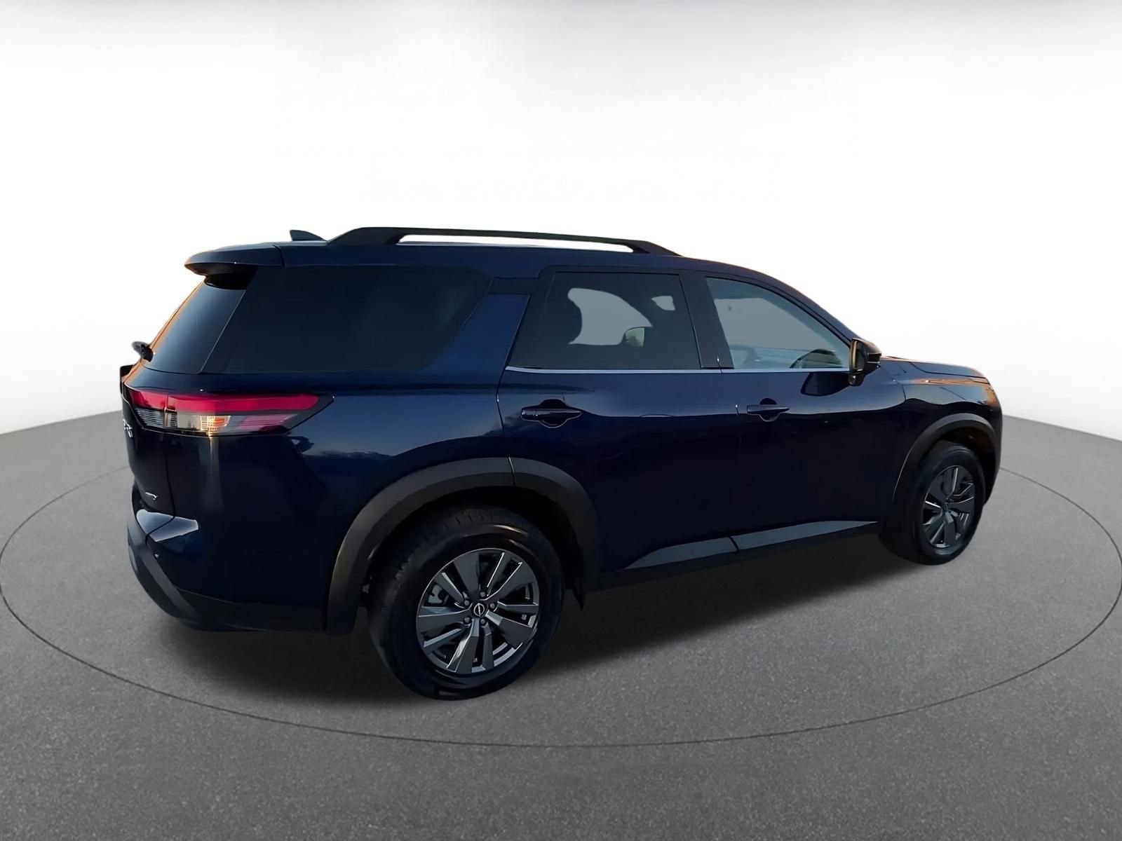 Thumbnail: 2025 Nissan Pathfinder - 15