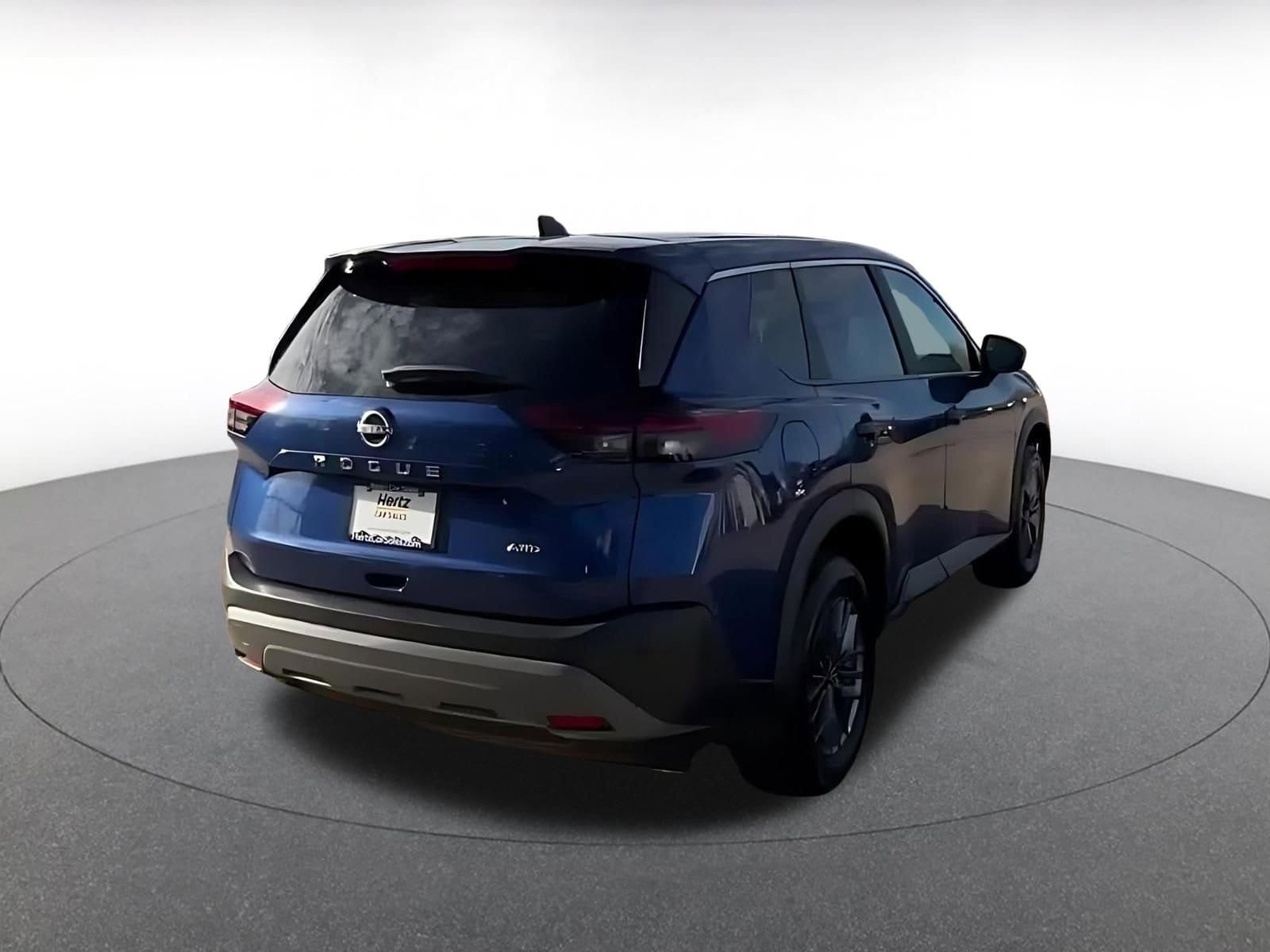 Thumbnail: 2023 Nissan Rogue - 12