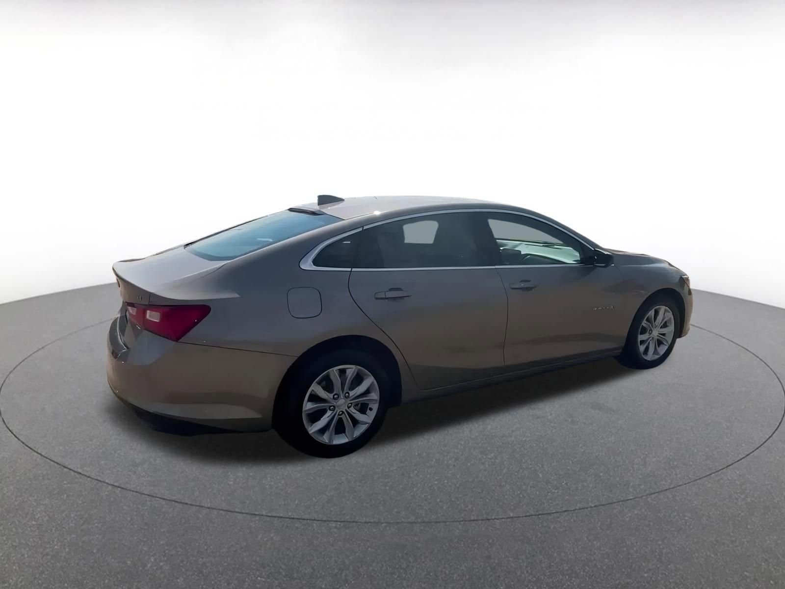 Thumbnail: 2023 Chevrolet Malibu - 14