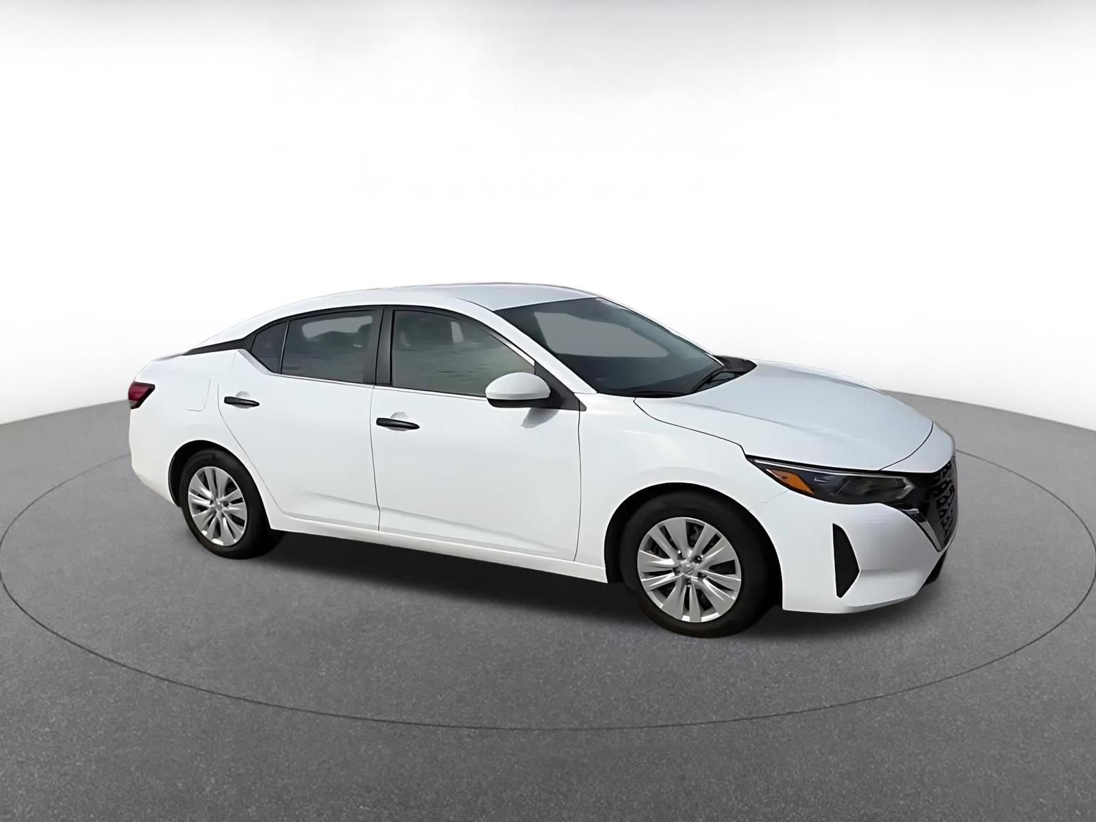 Thumbnail: 2025 Nissan Sentra - 2