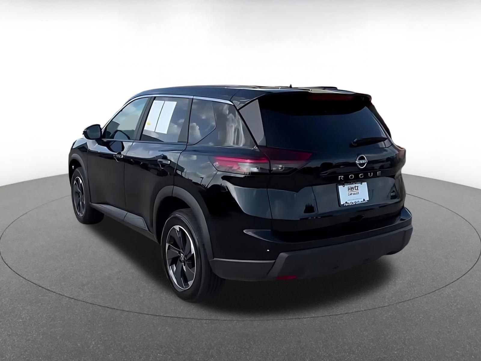 Thumbnail: 2025 Nissan Rogue - 11