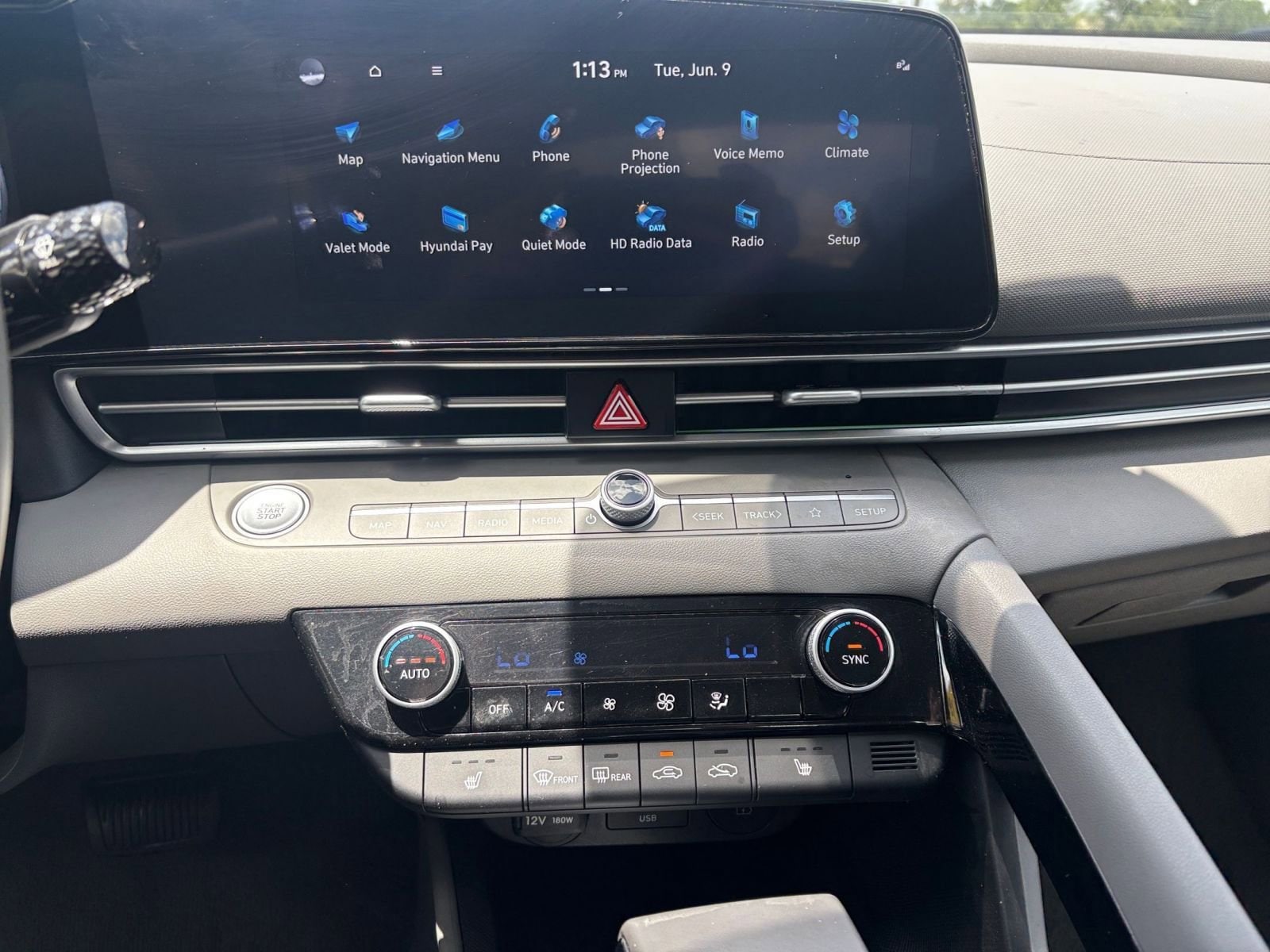 Thumbnail: 2025 Hyundai Elantra - 17
