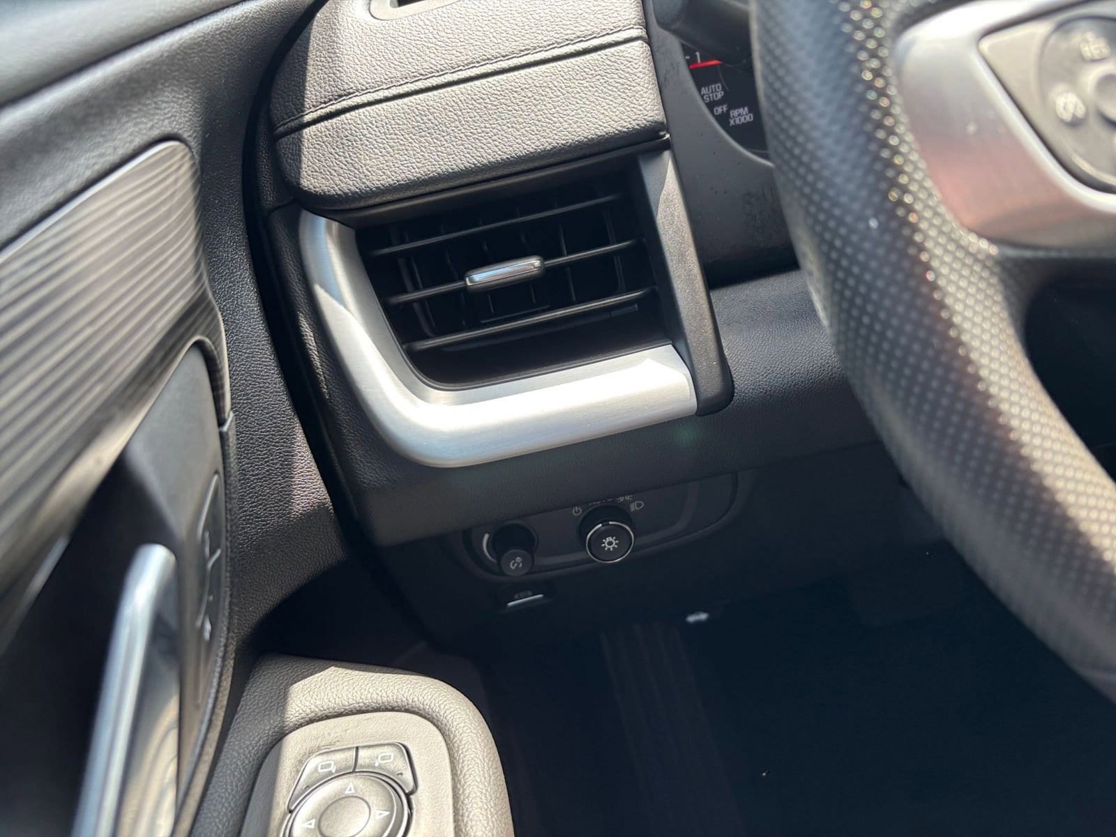 Thumbnail: 2024 GMC Terrain - 33