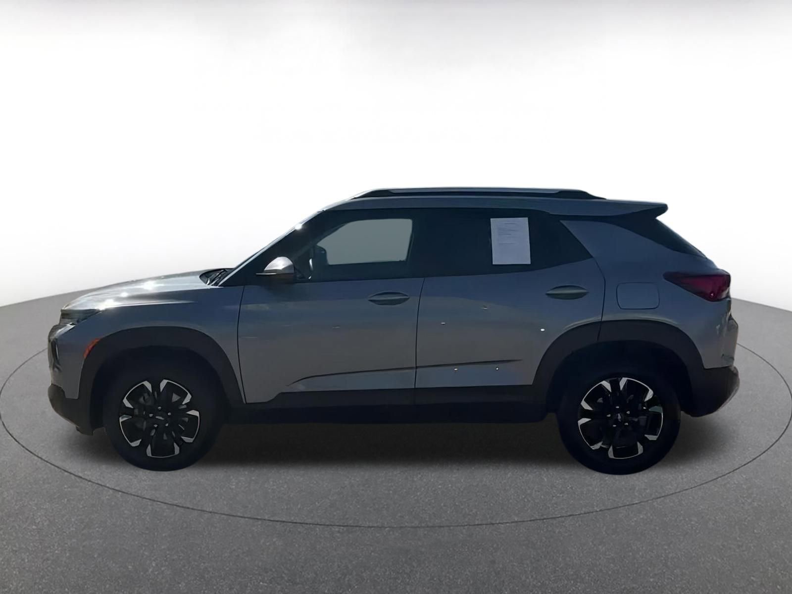 Thumbnail: 2023 Chevrolet TrailBlazer - 7