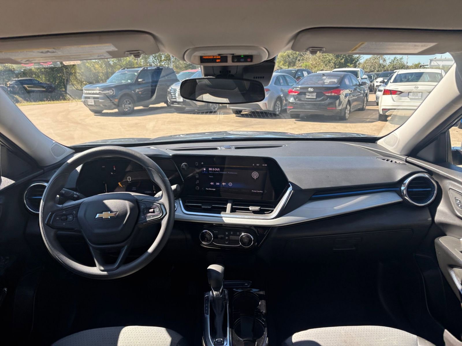 Thumbnail: 2025 Chevrolet Trax - 31