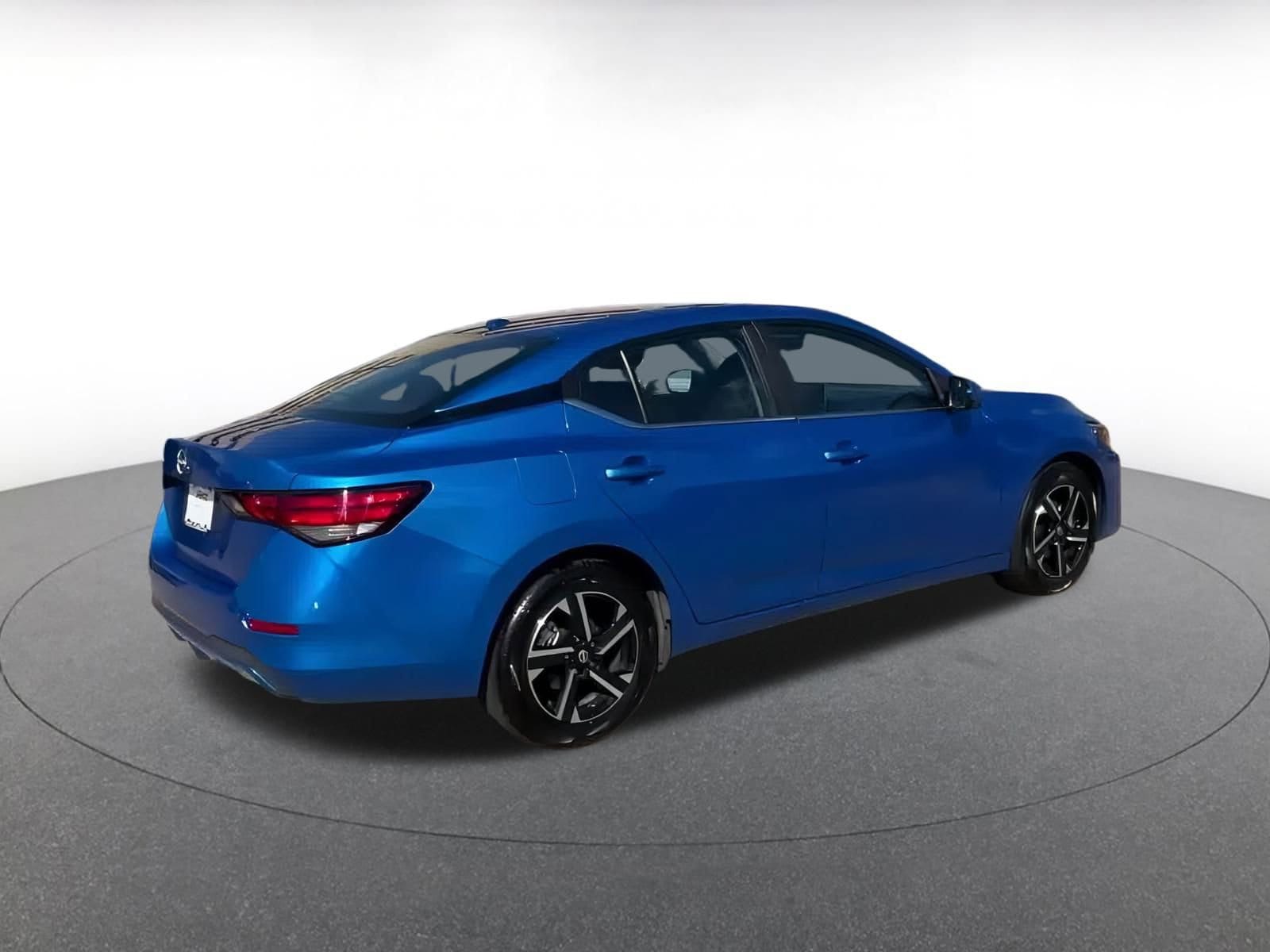 Thumbnail: 2025 Nissan Sentra - 12