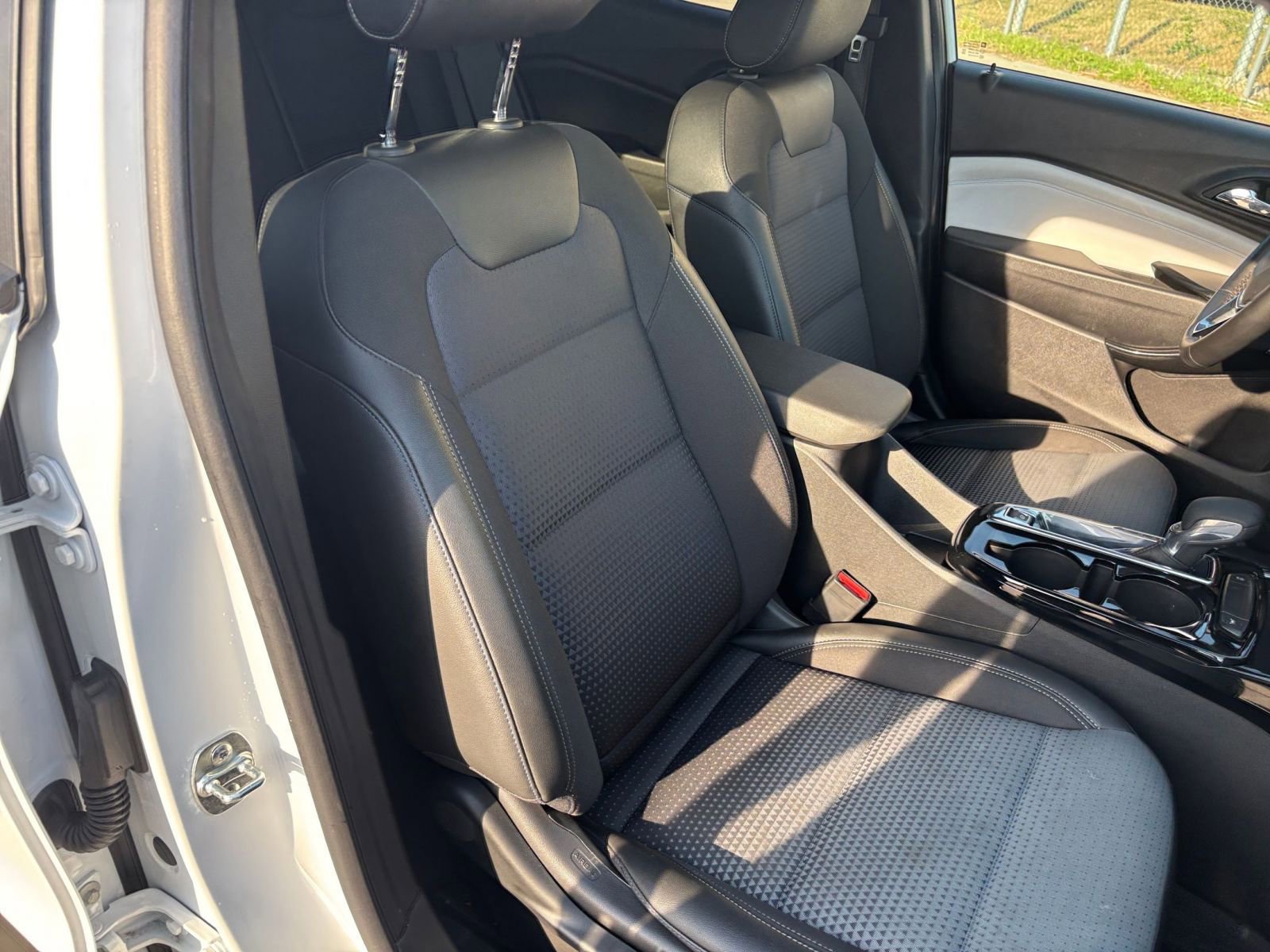 Thumbnail: 2025 Chevrolet Trax - 35