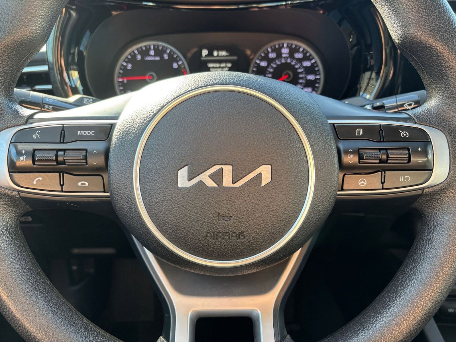 Thumbnail: 2023 Kia K5 - 25