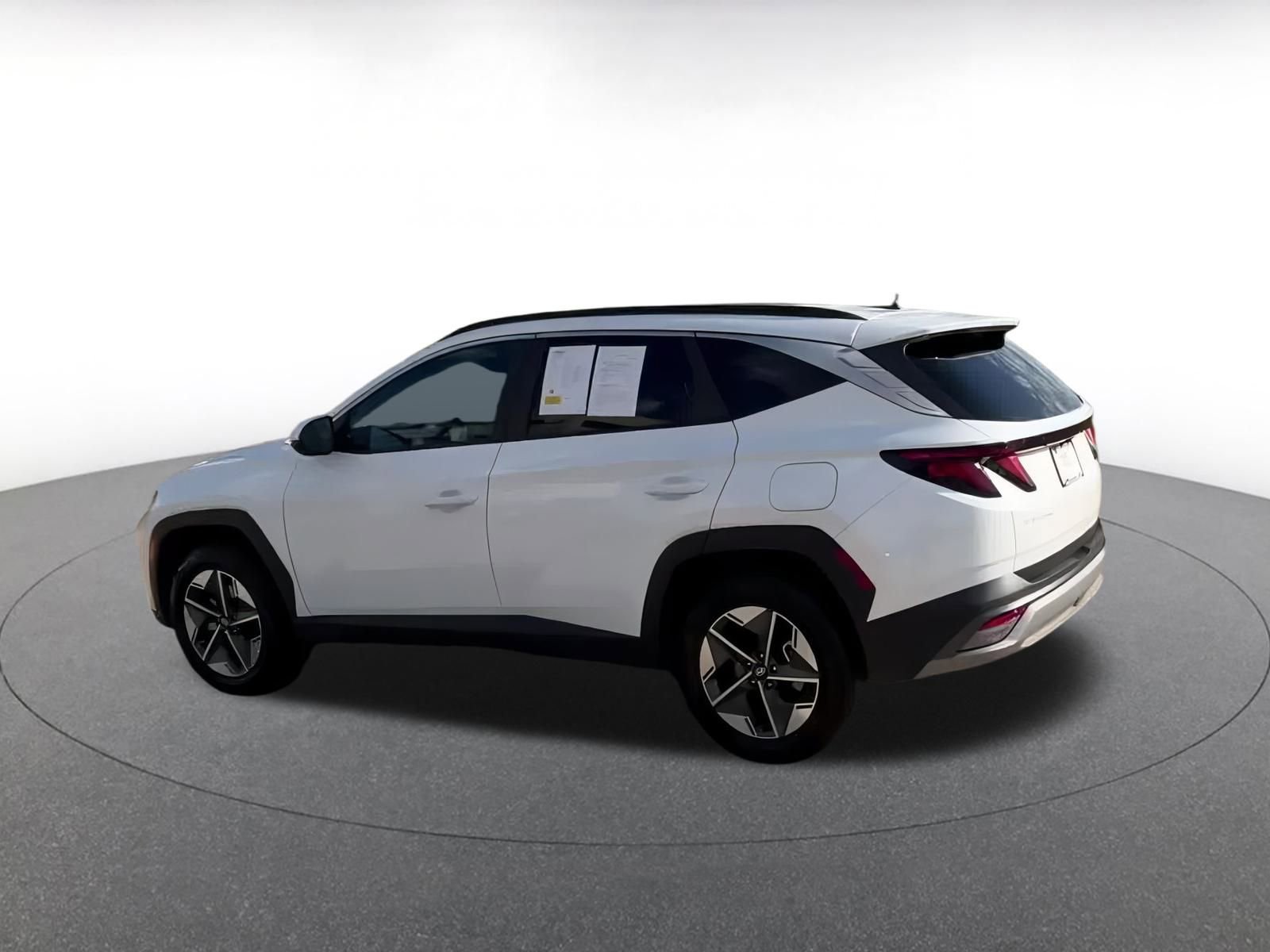 Thumbnail: 2025 Hyundai Tucson - 9