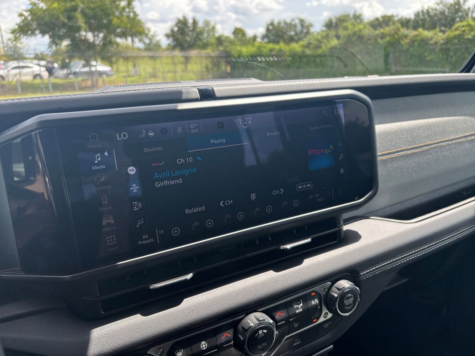 Thumbnail: 2025 Jeep Wrangler - 21