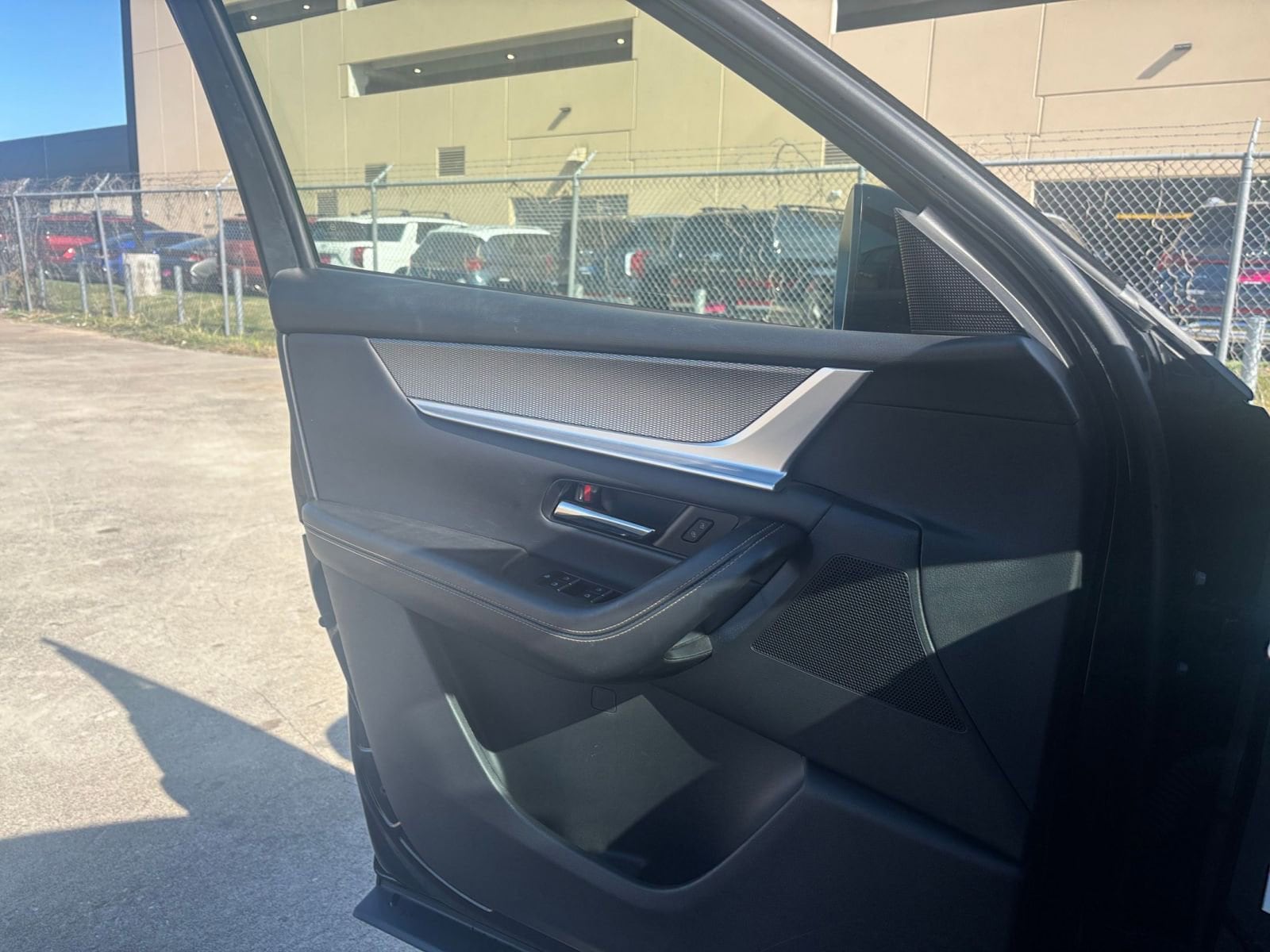 Thumbnail: 2025 Mazda CX-70 - 20