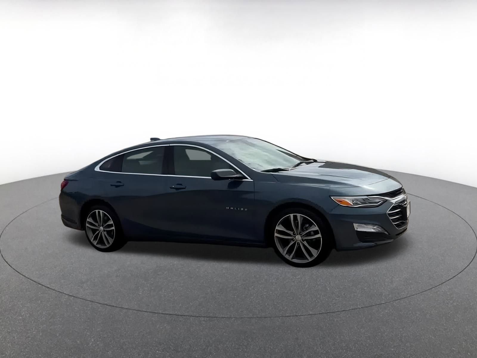 Thumbnail: 2024 Chevrolet Malibu - 2