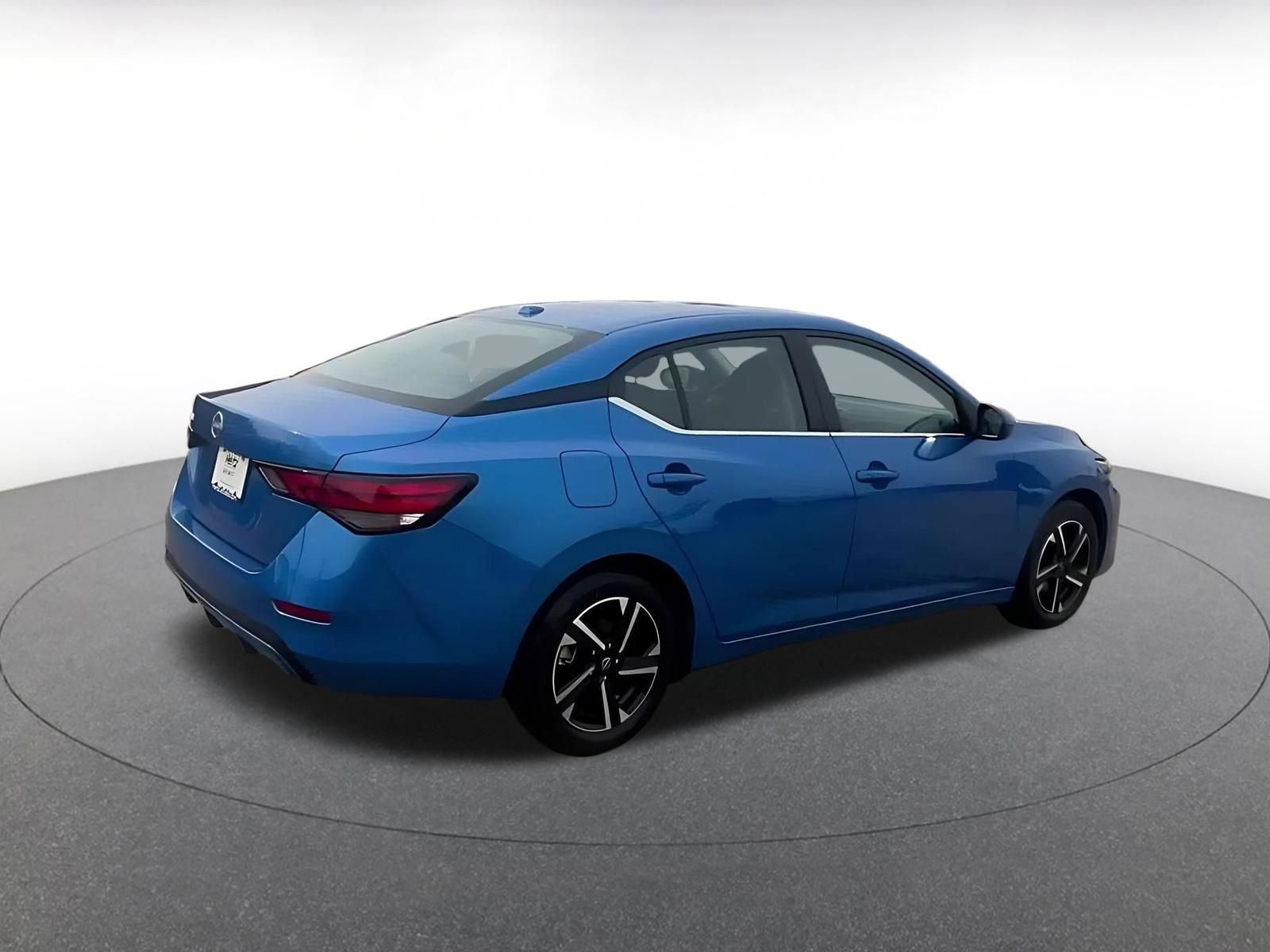 Thumbnail: 2025 Nissan Sentra - 14