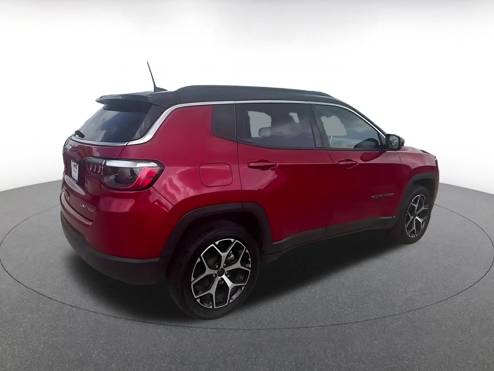 Thumbnail: 2025 Jeep Compass - 14
