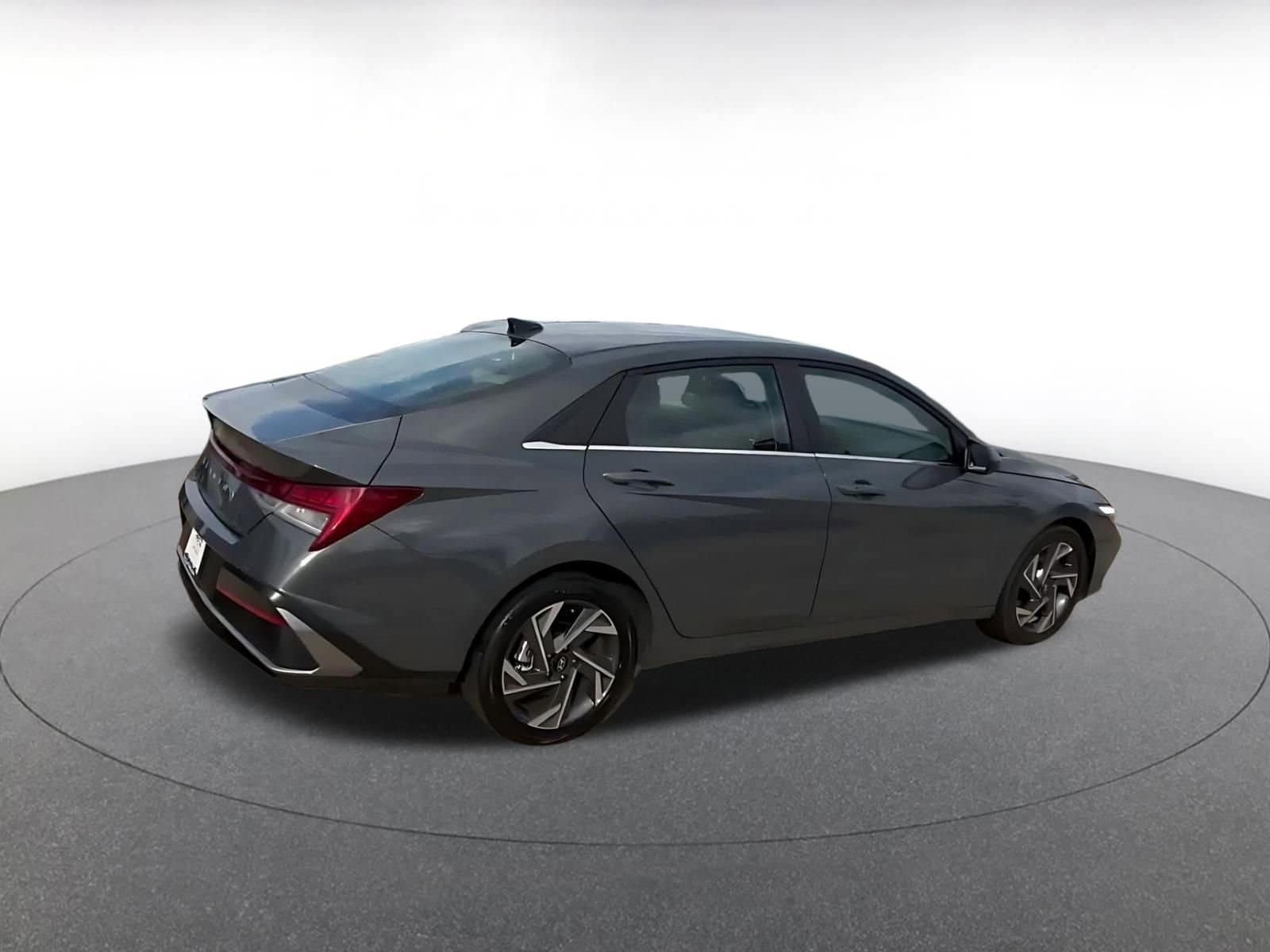 Thumbnail: 2025 Hyundai Elantra - 12