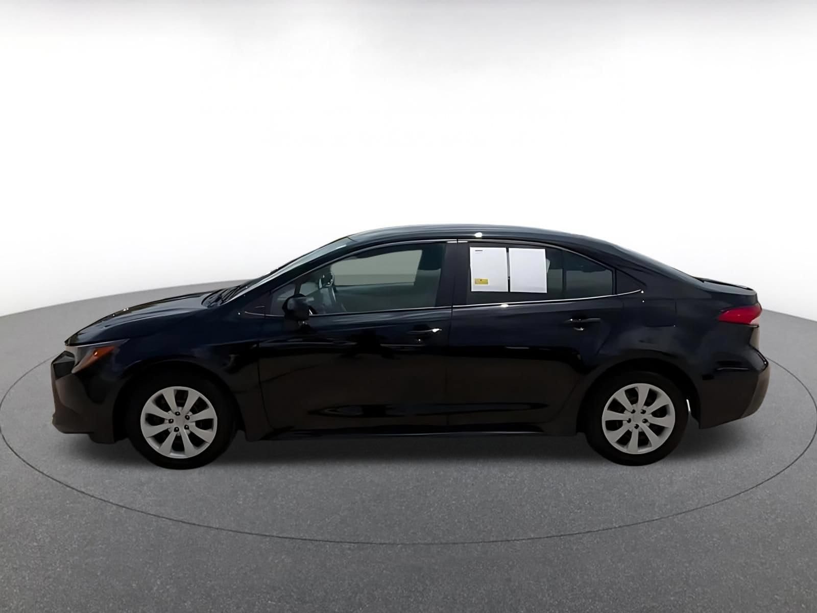 Thumbnail: 2025 Toyota Corolla - 9
