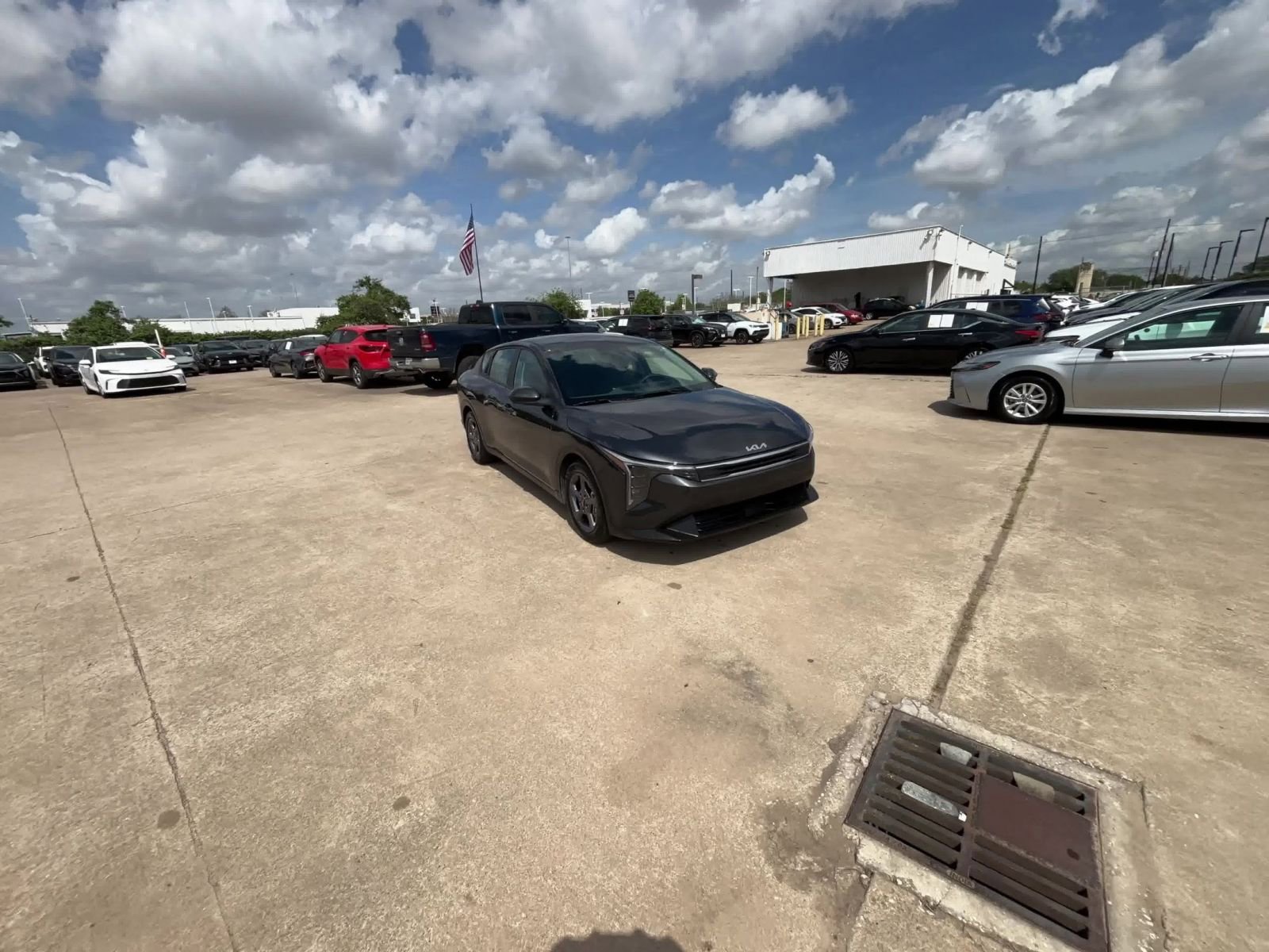 Thumbnail: 2025 Kia K4 - 15