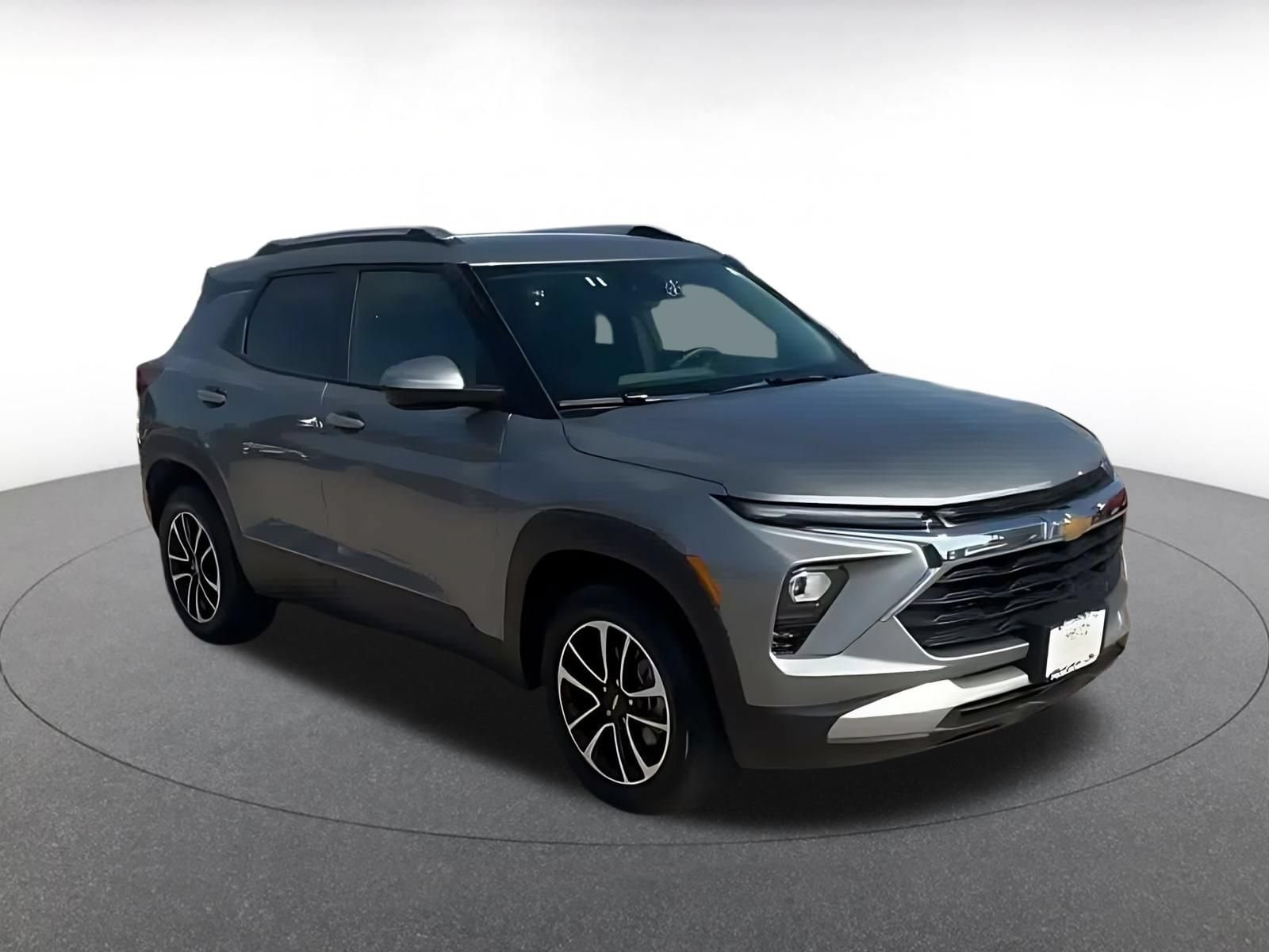Thumbnail: 2025 Chevrolet TrailBlazer - 3