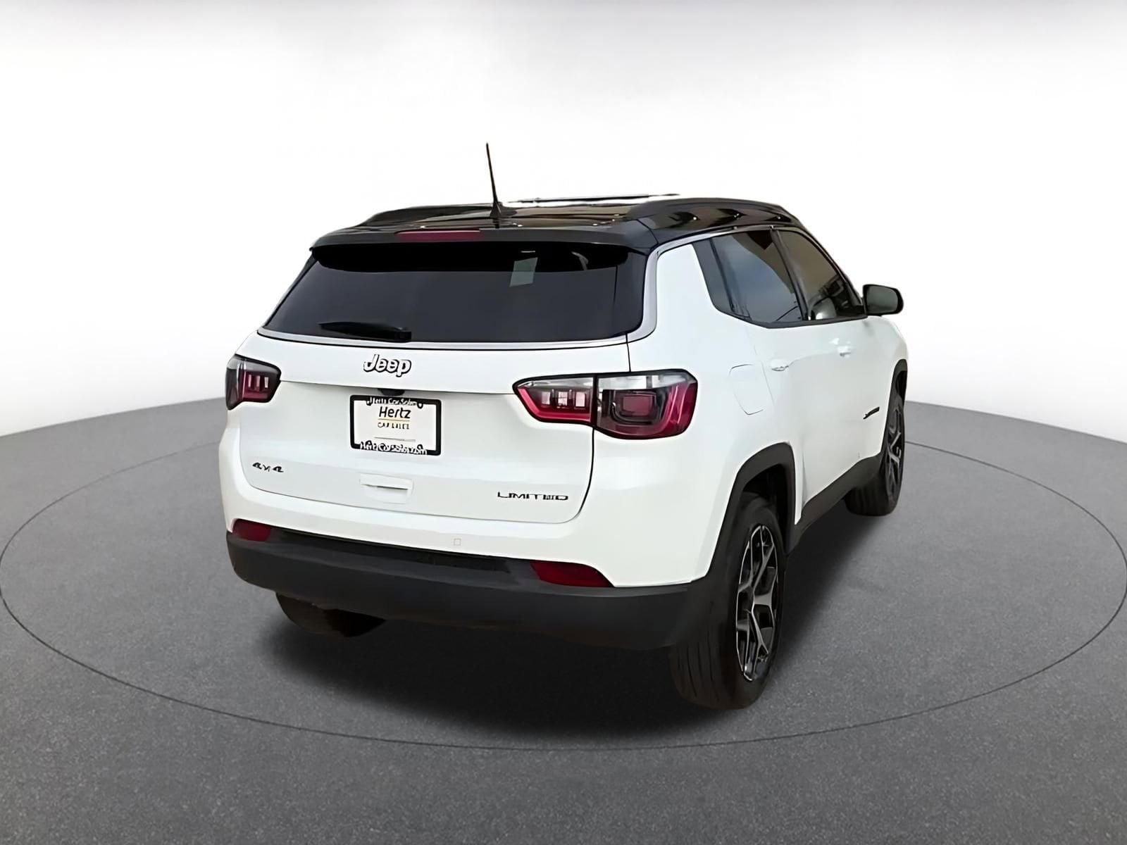 Thumbnail: 2025 Jeep Compass - 14