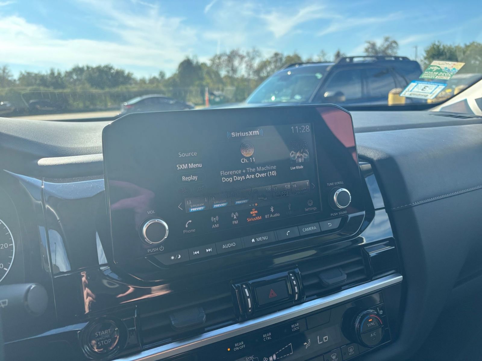 Thumbnail: 2025 Nissan Pathfinder - 21