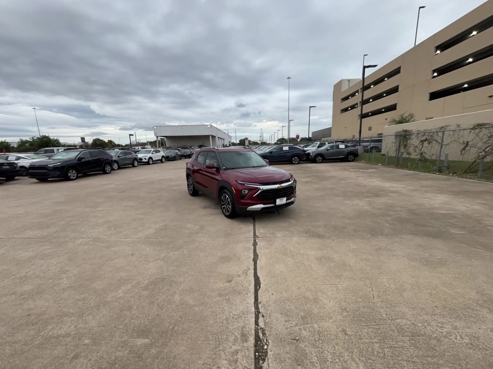 Thumbnail: 2025 Chevrolet TrailBlazer - 16