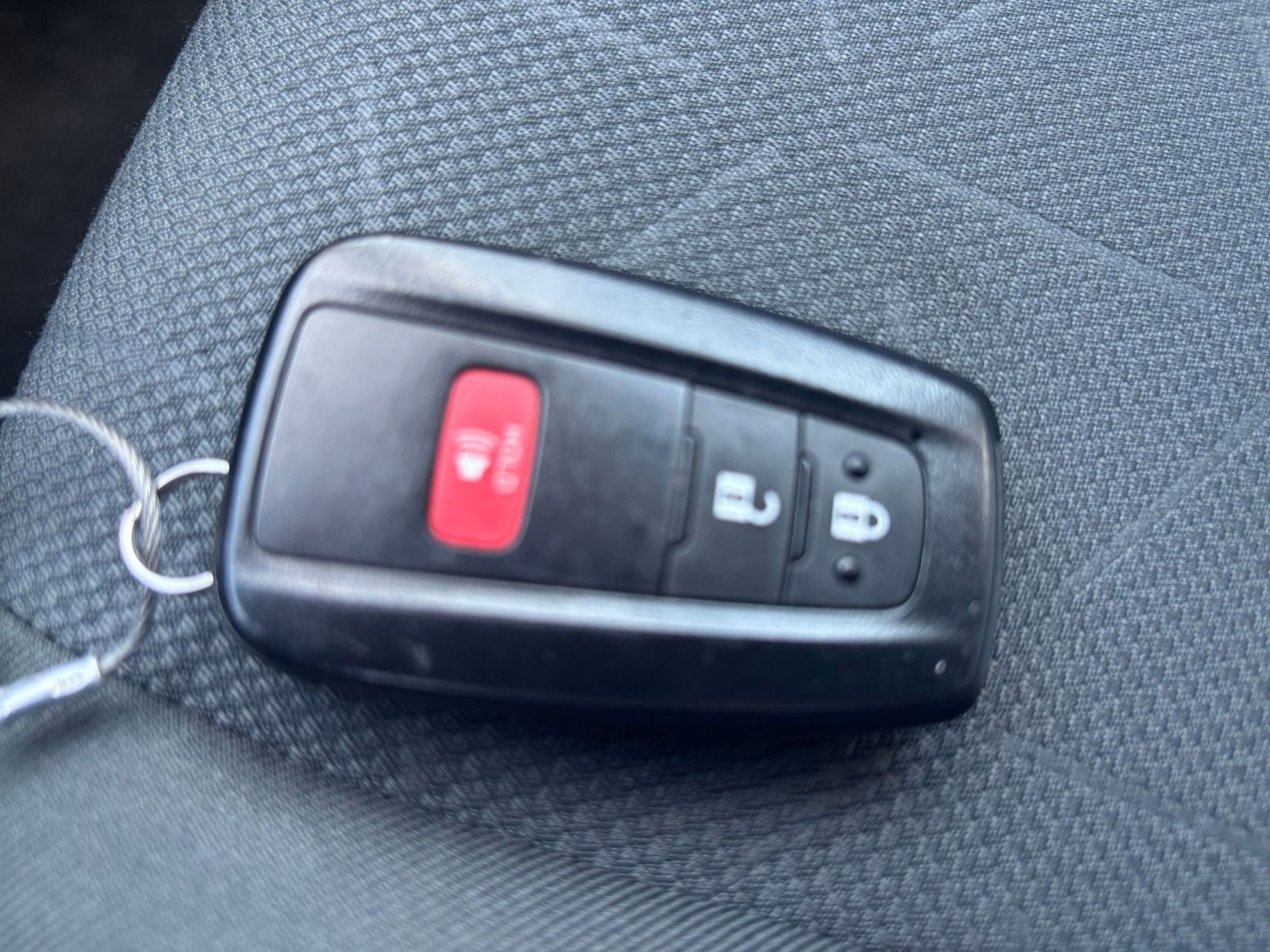 Thumbnail: 2025 Toyota RAV4 - 22