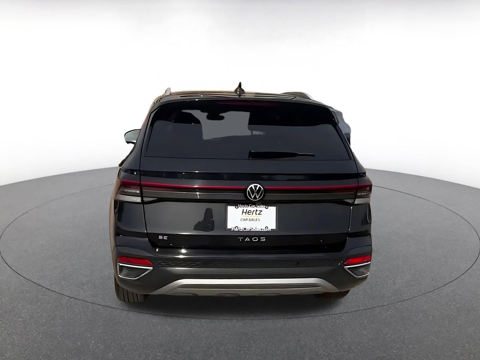 Thumbnail: 2025 Volkswagen Taos - 12