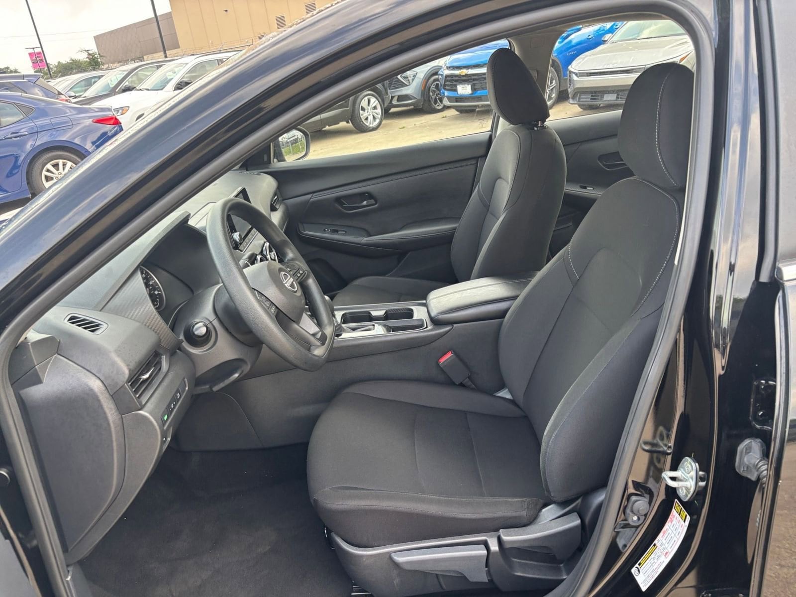 Thumbnail: 2025 Nissan Sentra - 24