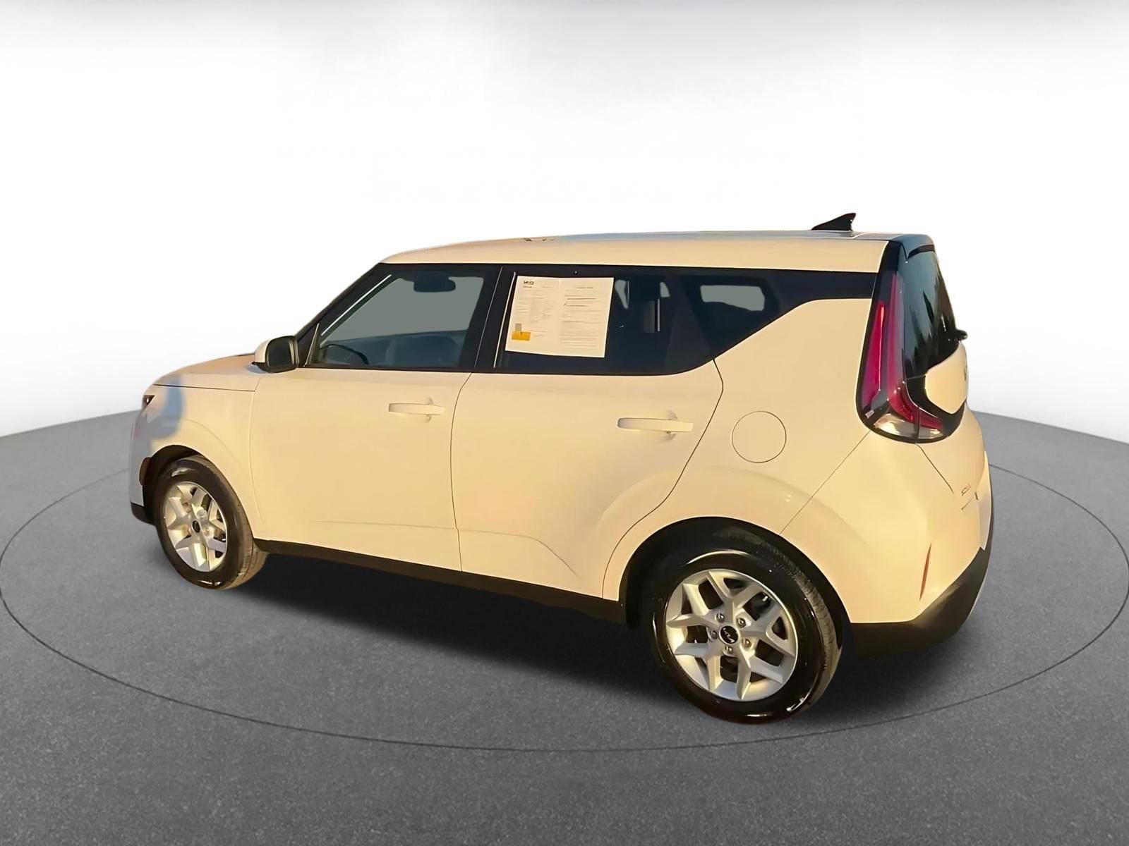 Thumbnail: 2025 Kia Soul - 8