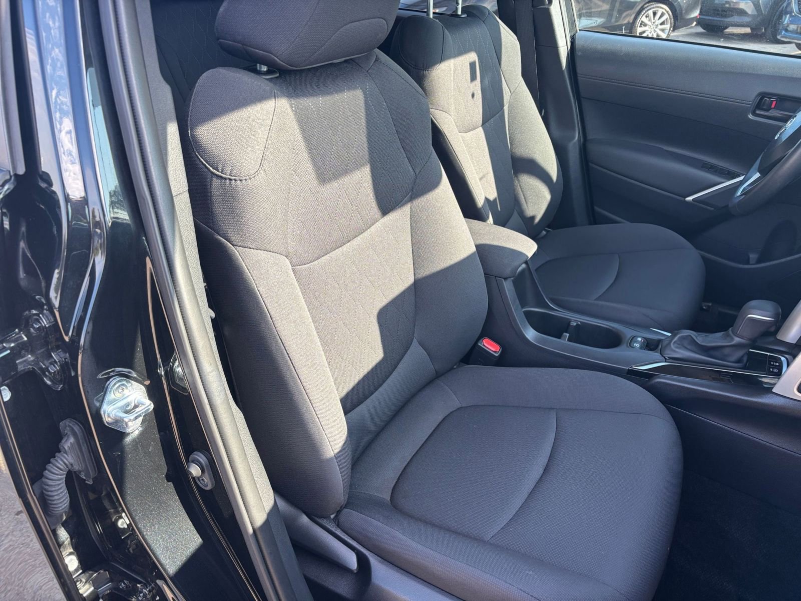 Thumbnail: 2025 Toyota Corolla Cross - 34