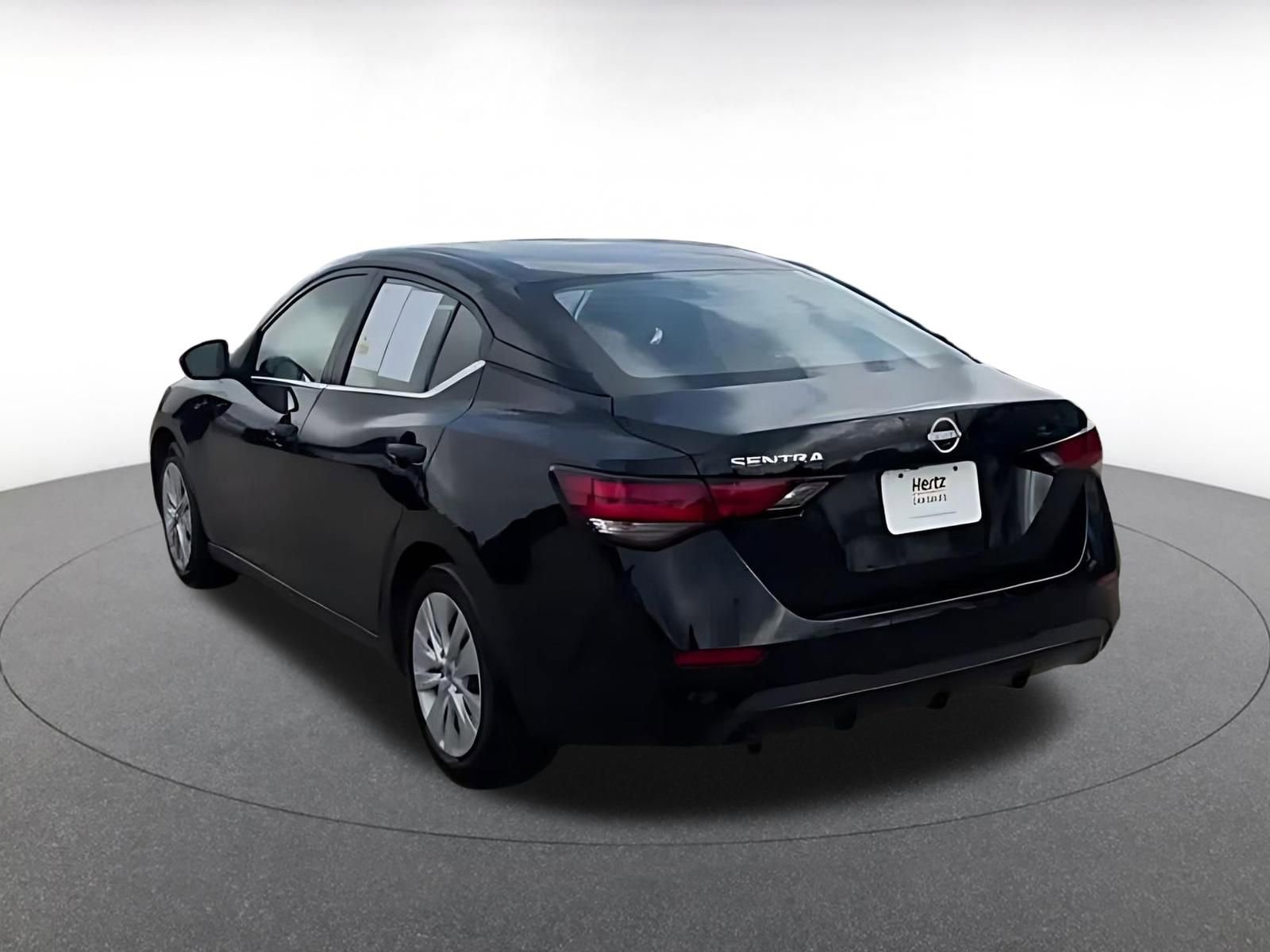 Thumbnail: 2025 Nissan Sentra - 11