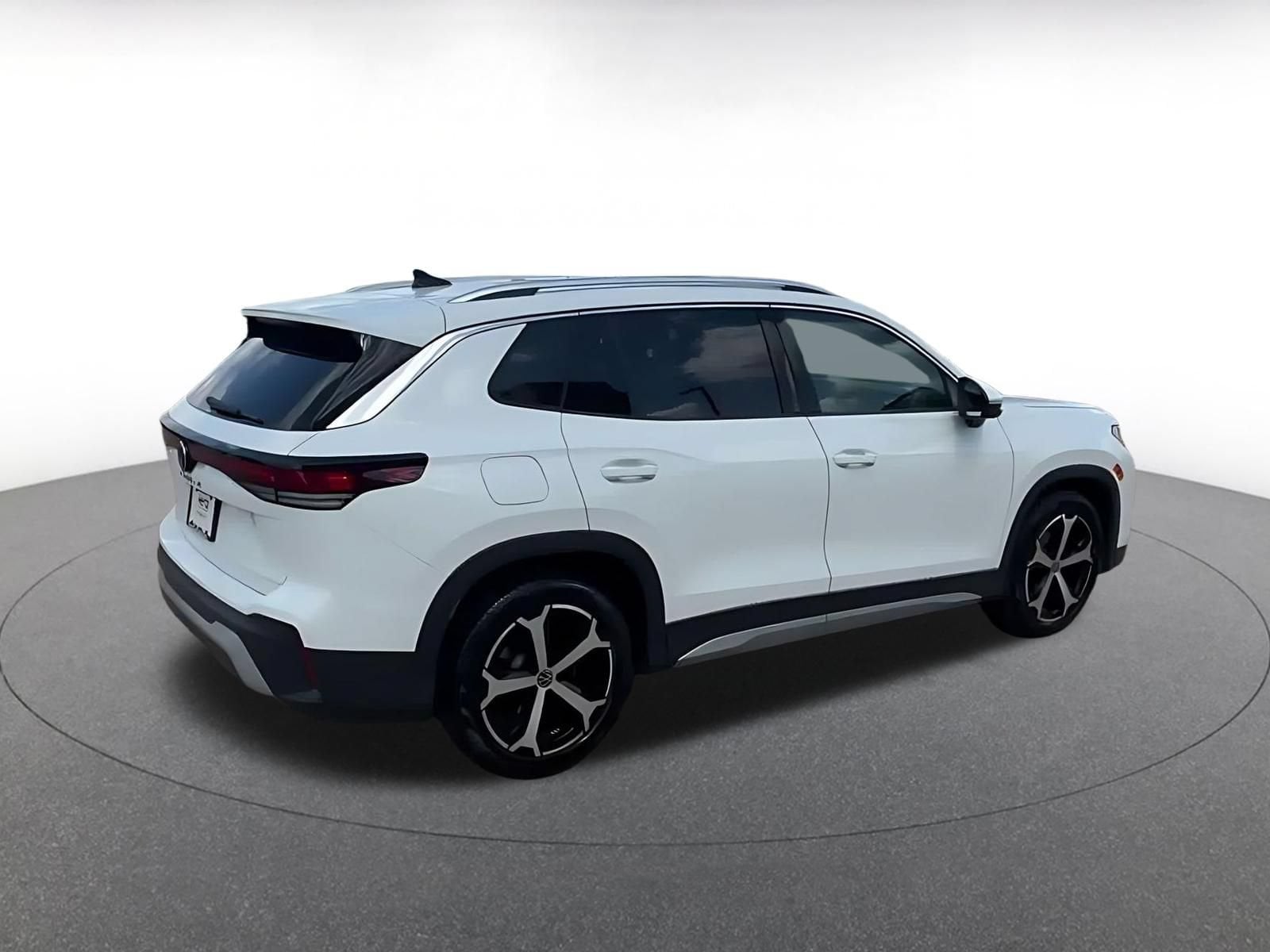 Thumbnail: 2026 Volkswagen Tiguan - 14