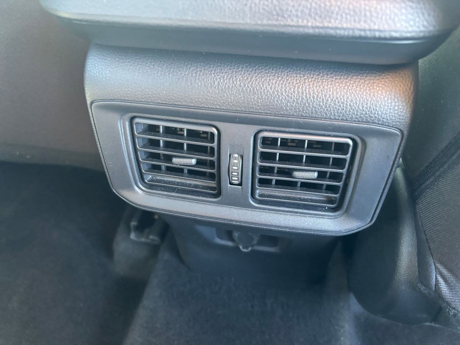 Thumbnail: 2025 Toyota RAV4 - 23