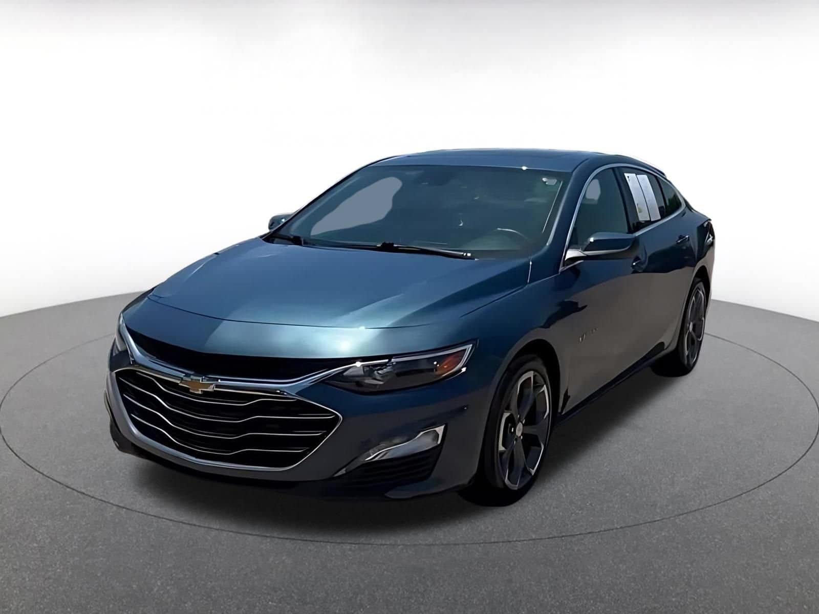 Thumbnail: 2024 Chevrolet Malibu - 7