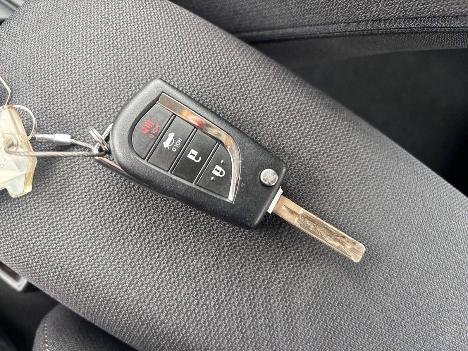 Thumbnail: 2025 Toyota Corolla - 21