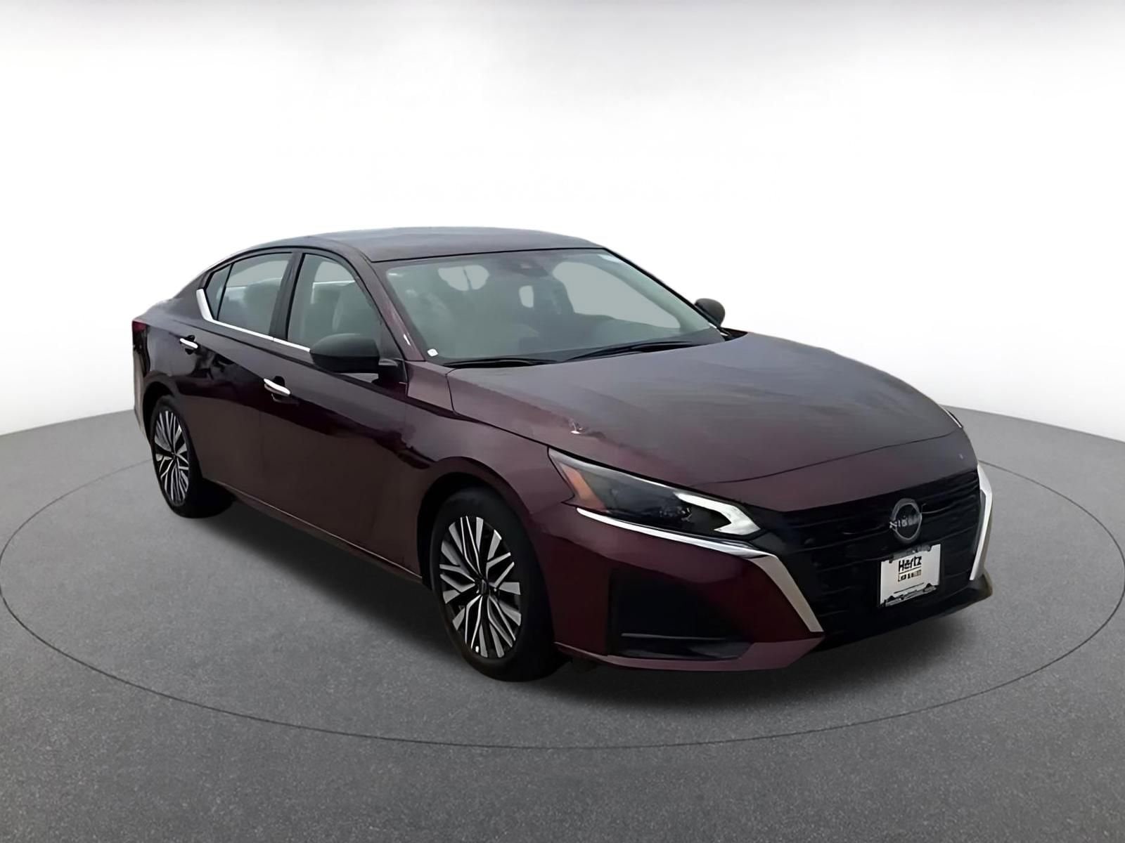 Thumbnail: 2025 Nissan Altima - 3
