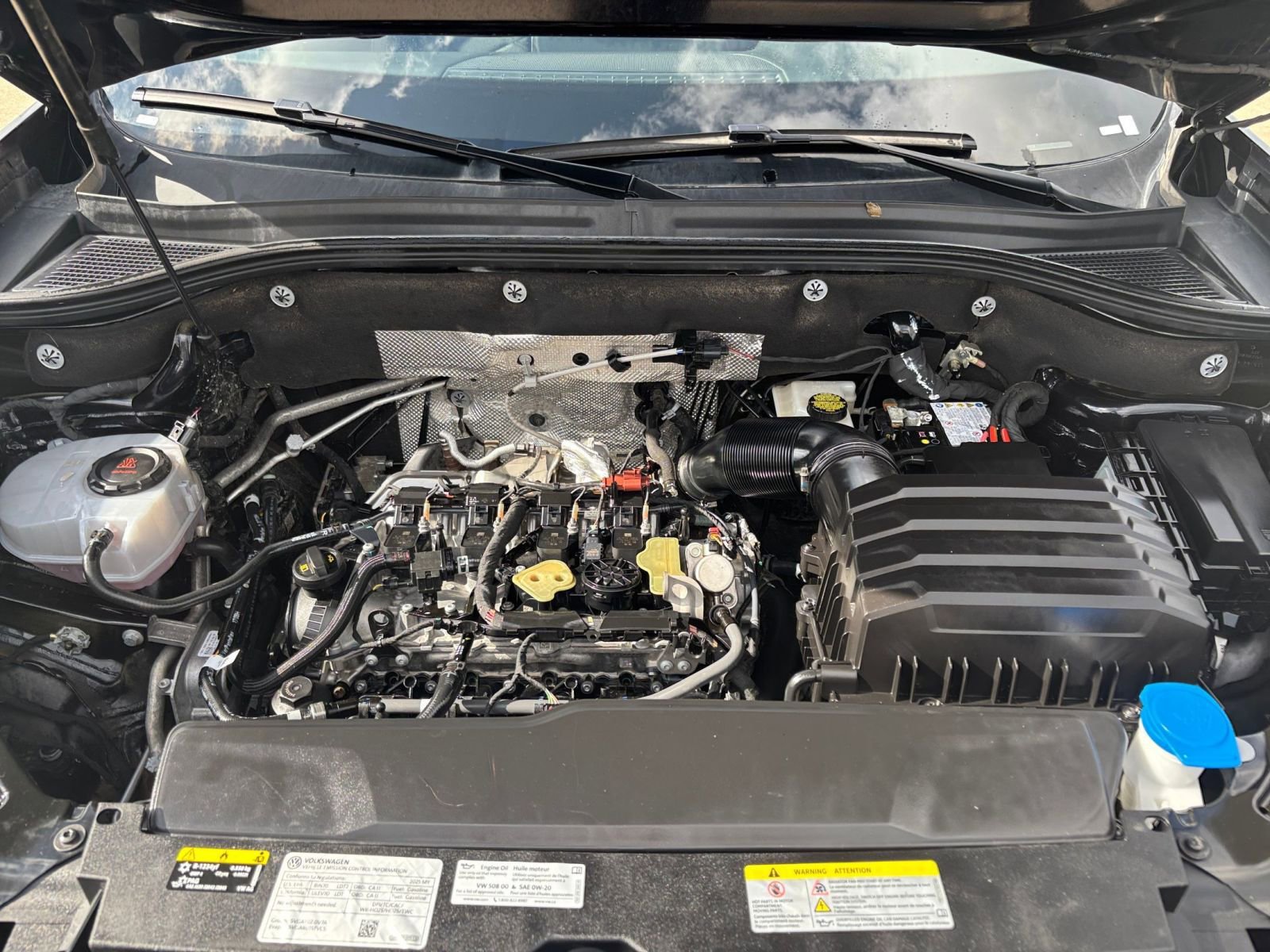 Thumbnail: 2025 Volkswagen Atlas - 32