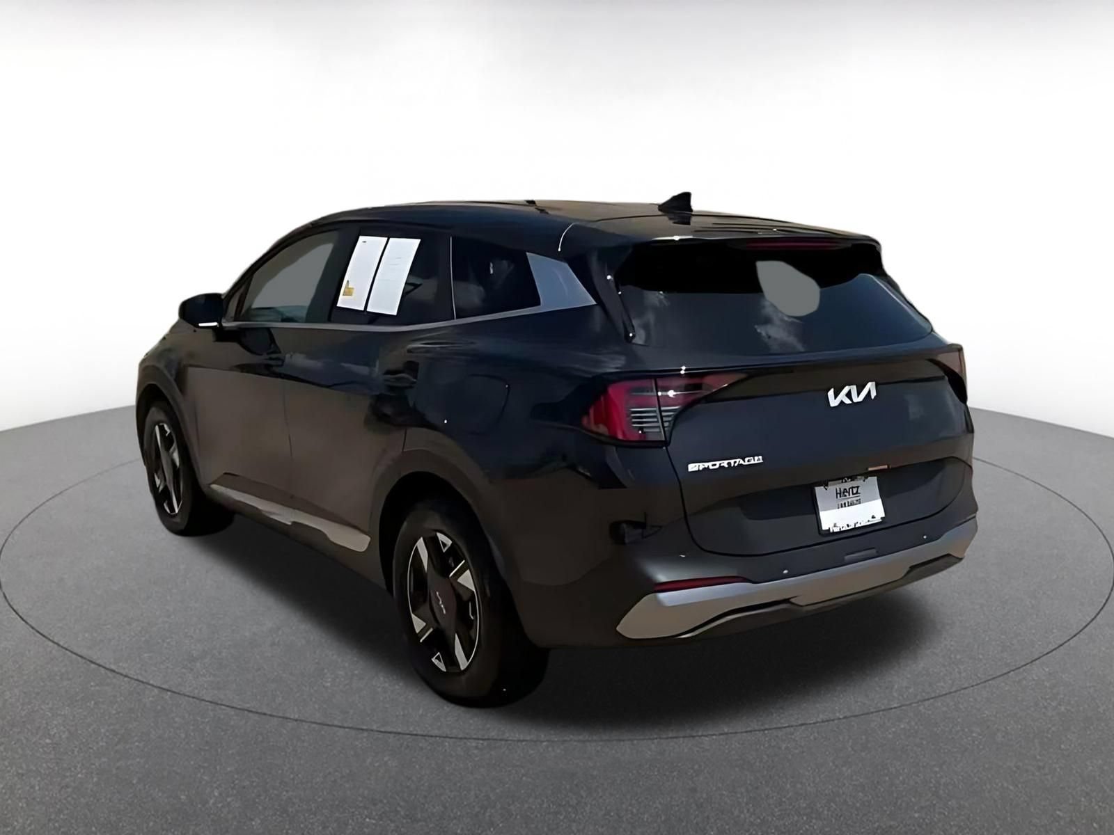 Thumbnail: 2026 Kia Sportage - 10