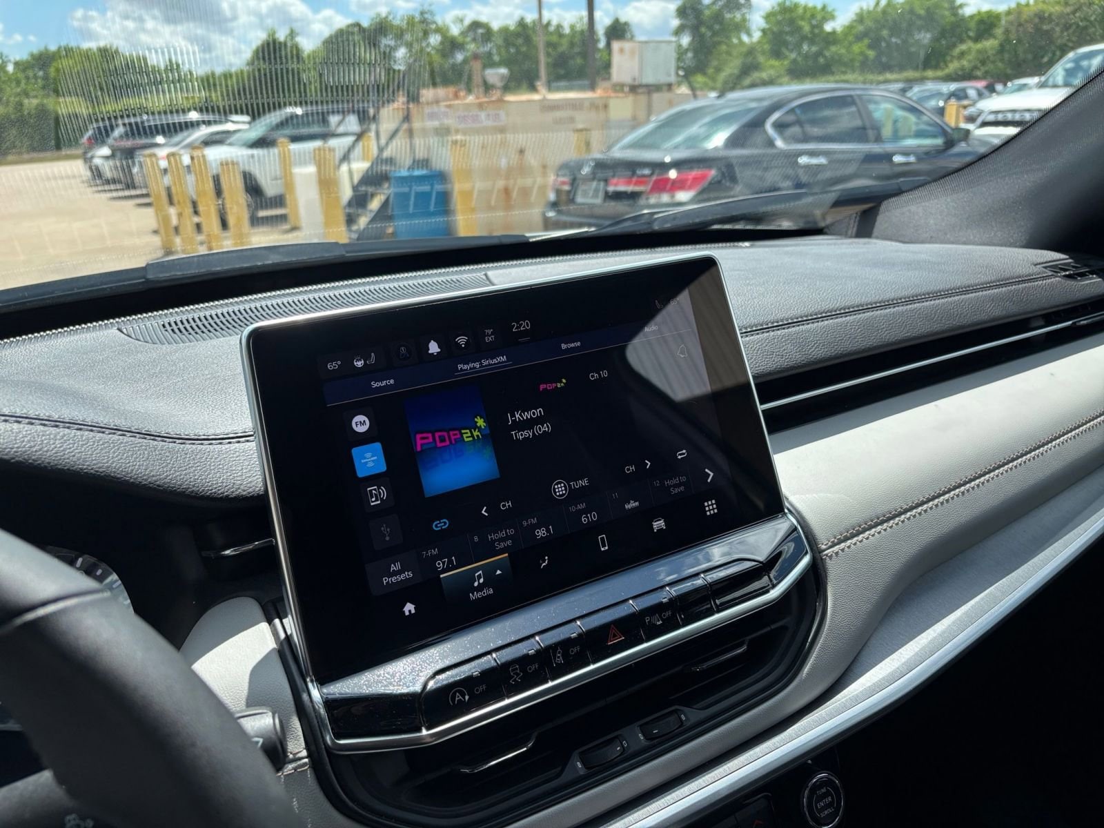 Thumbnail: 2025 Jeep Compass - 20