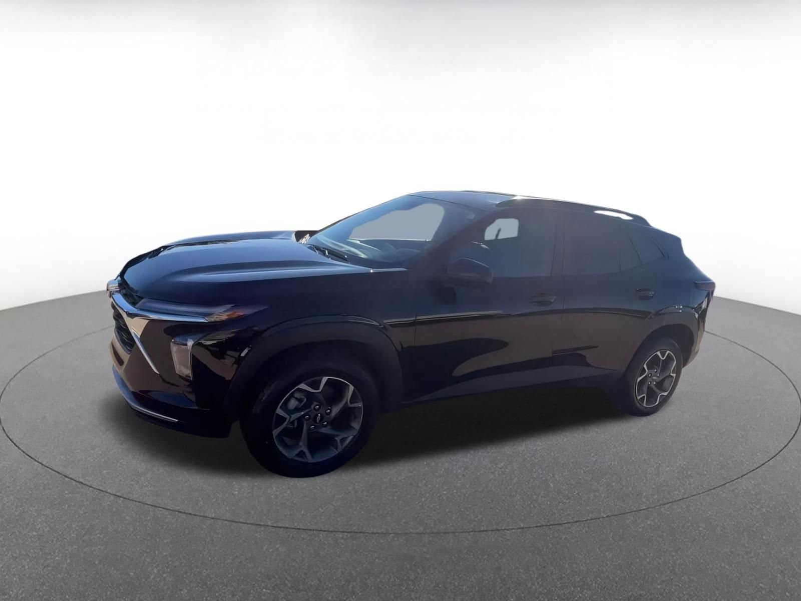 Thumbnail: 2025 Chevrolet Trax - 8