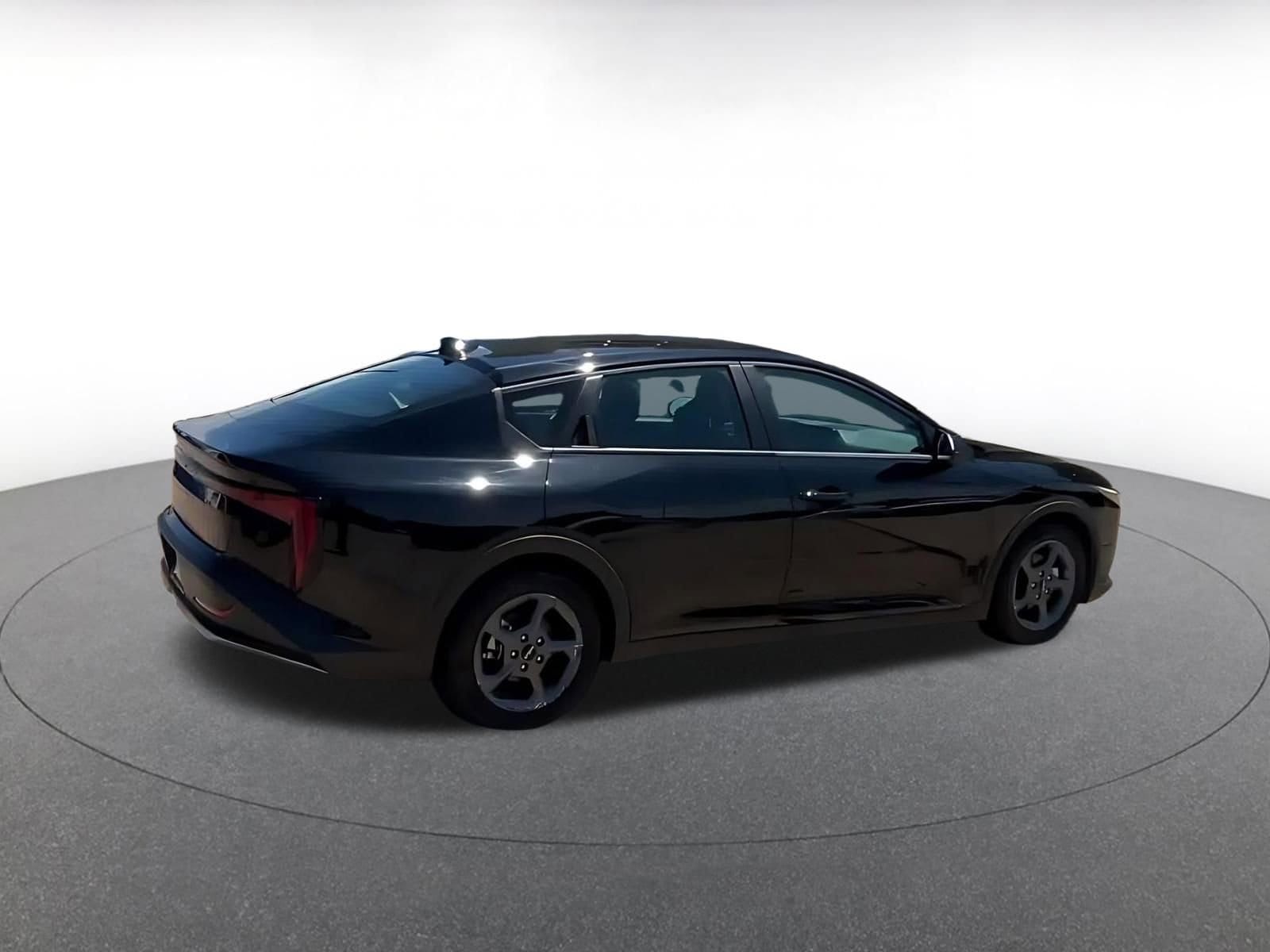 Thumbnail: 2025 Kia K4 - 14