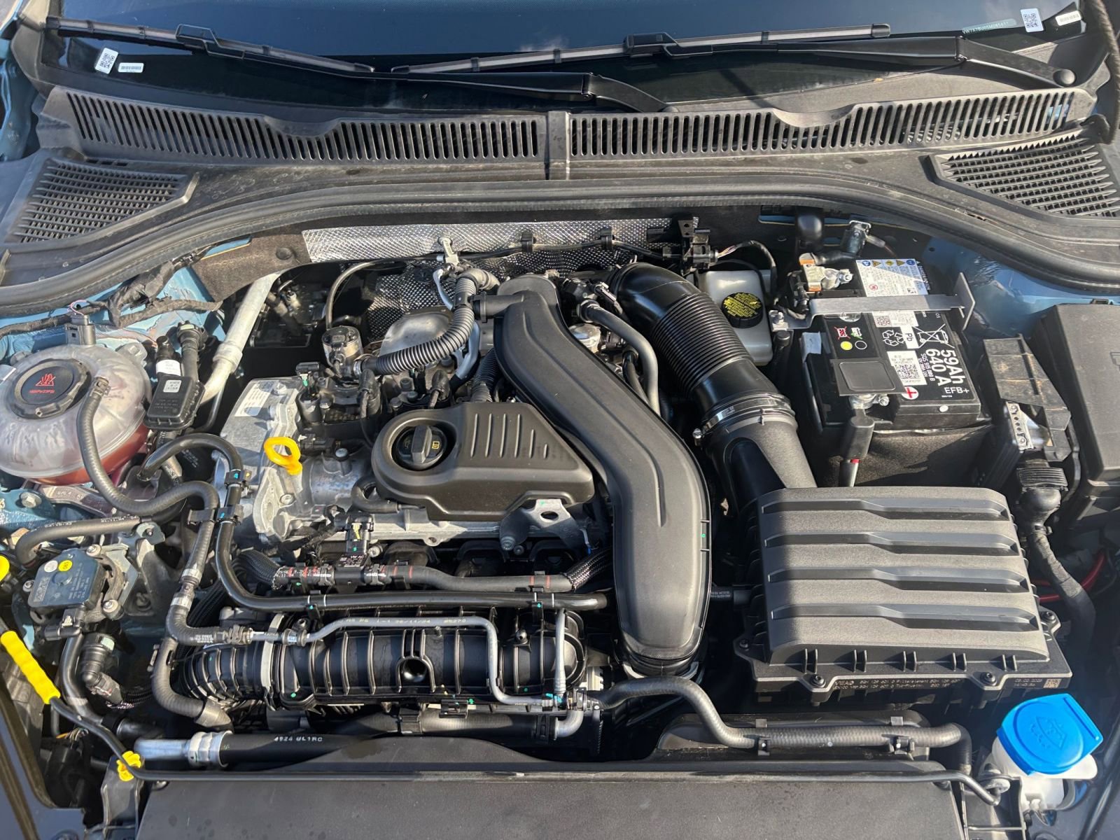 Thumbnail: 2025 Volkswagen Jetta - 31