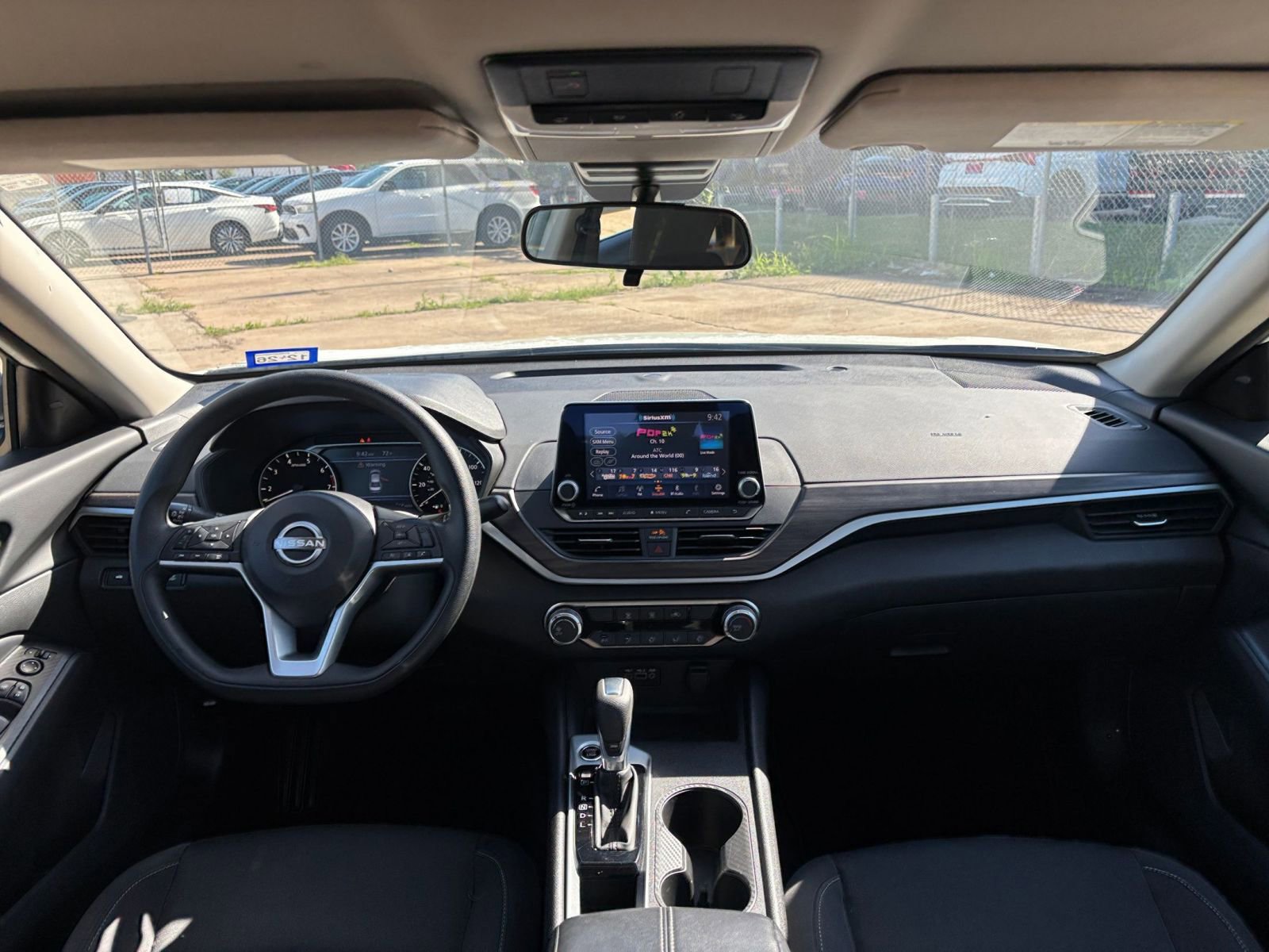 Thumbnail: 2025 Nissan Altima - 33