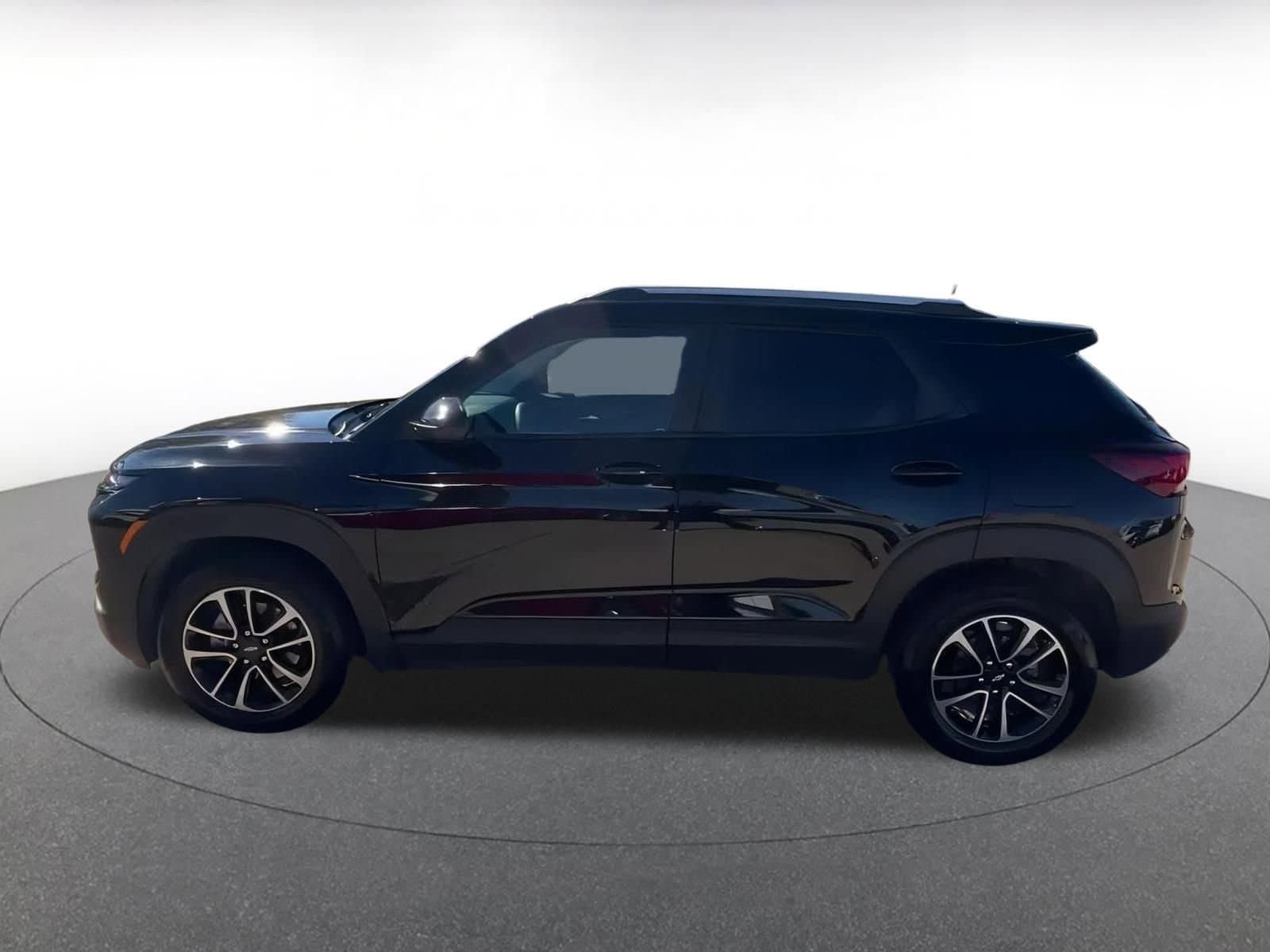 Thumbnail: 2025 Chevrolet TrailBlazer - 9