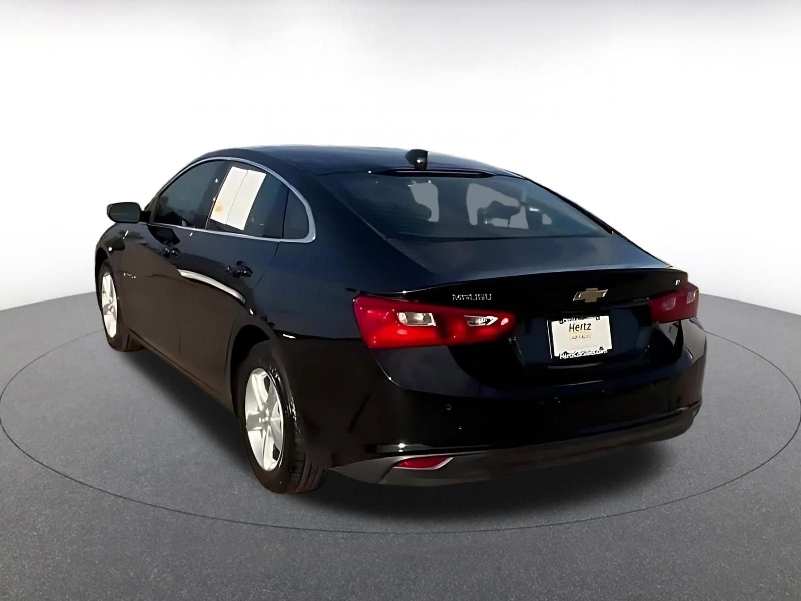 Thumbnail: 2023 Chevrolet Malibu - 11