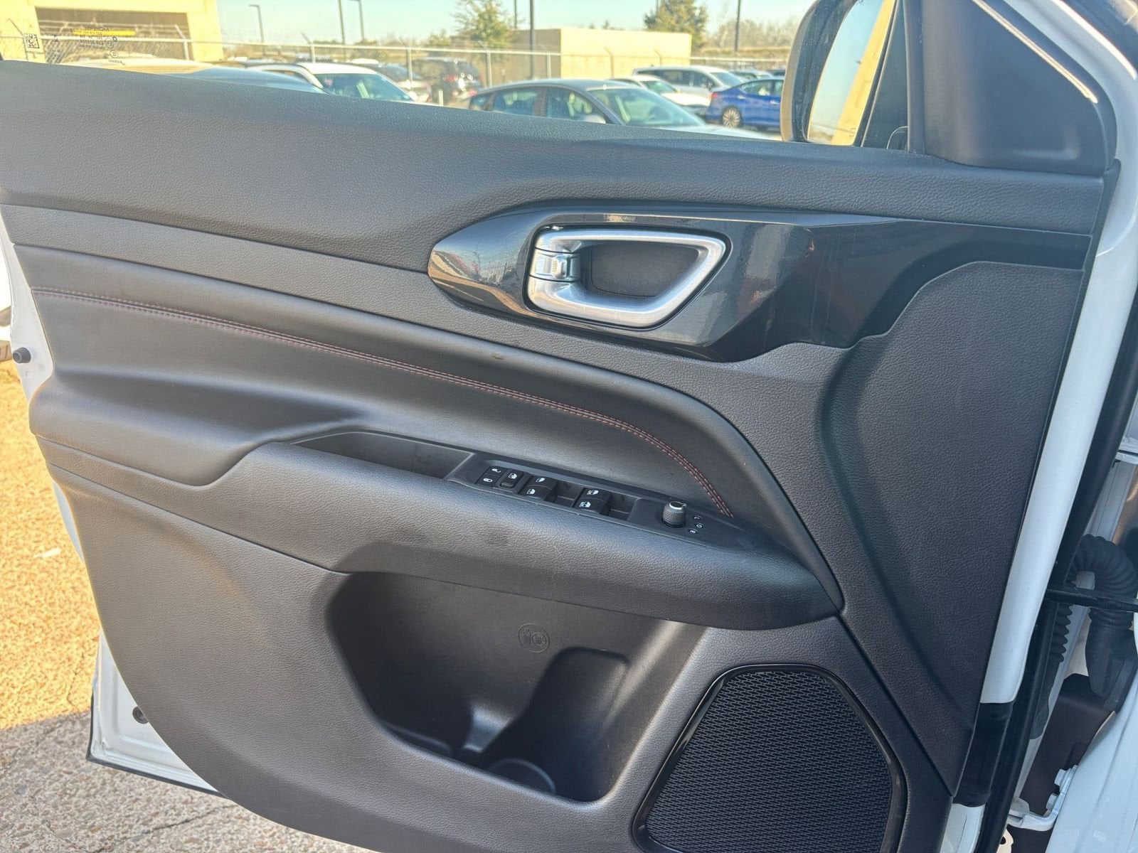 Thumbnail: 2025 Jeep Compass - 20