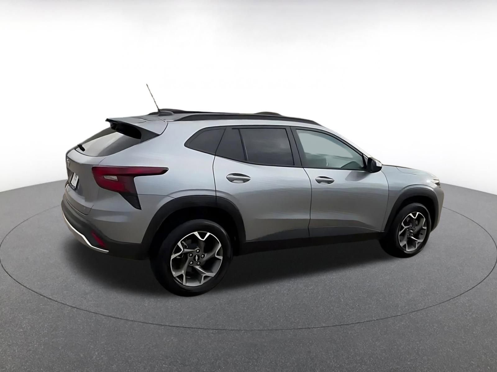 Thumbnail: 2025 Chevrolet Trax - 14