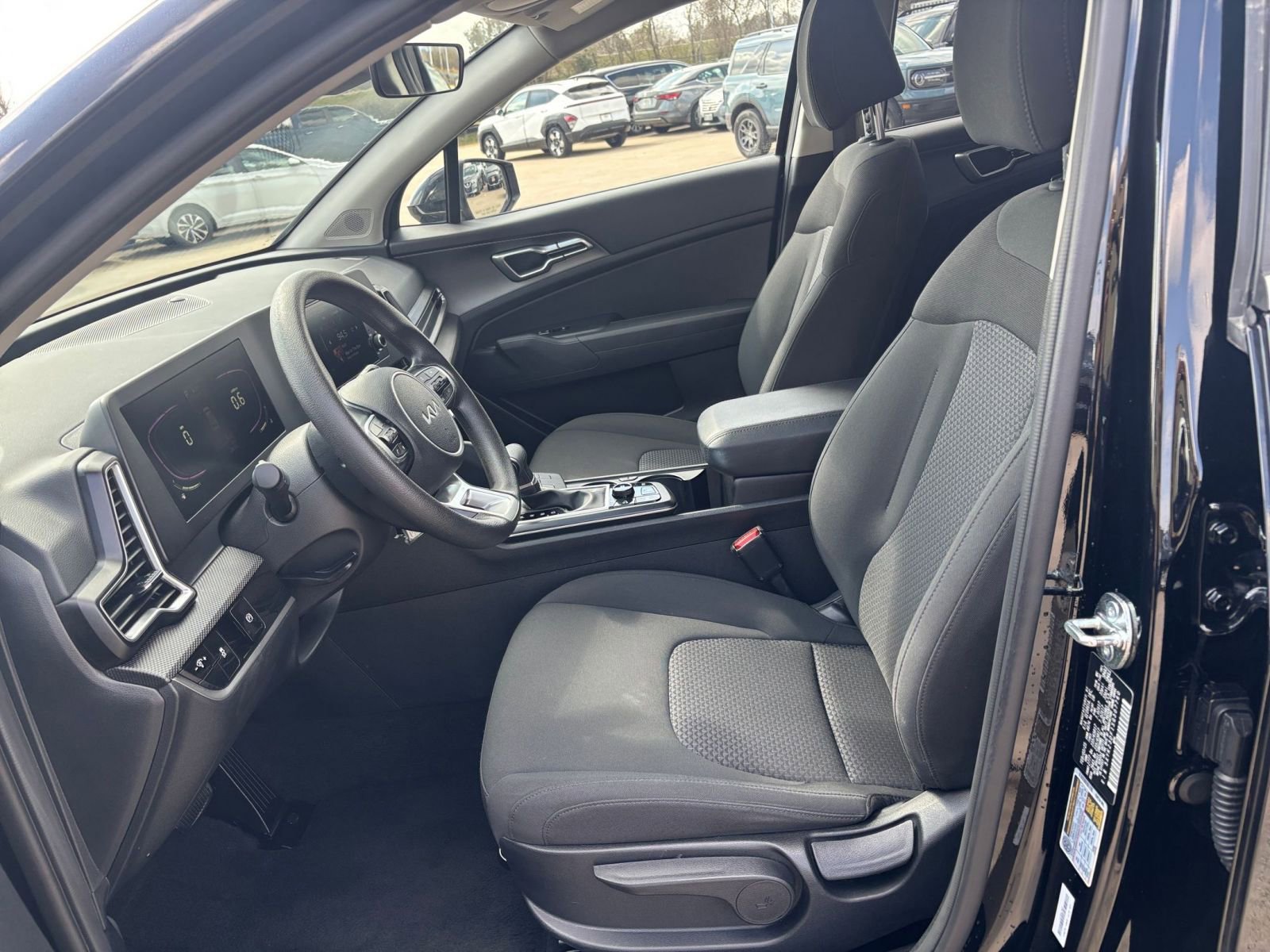 Thumbnail: 2025 Kia Sportage - 24